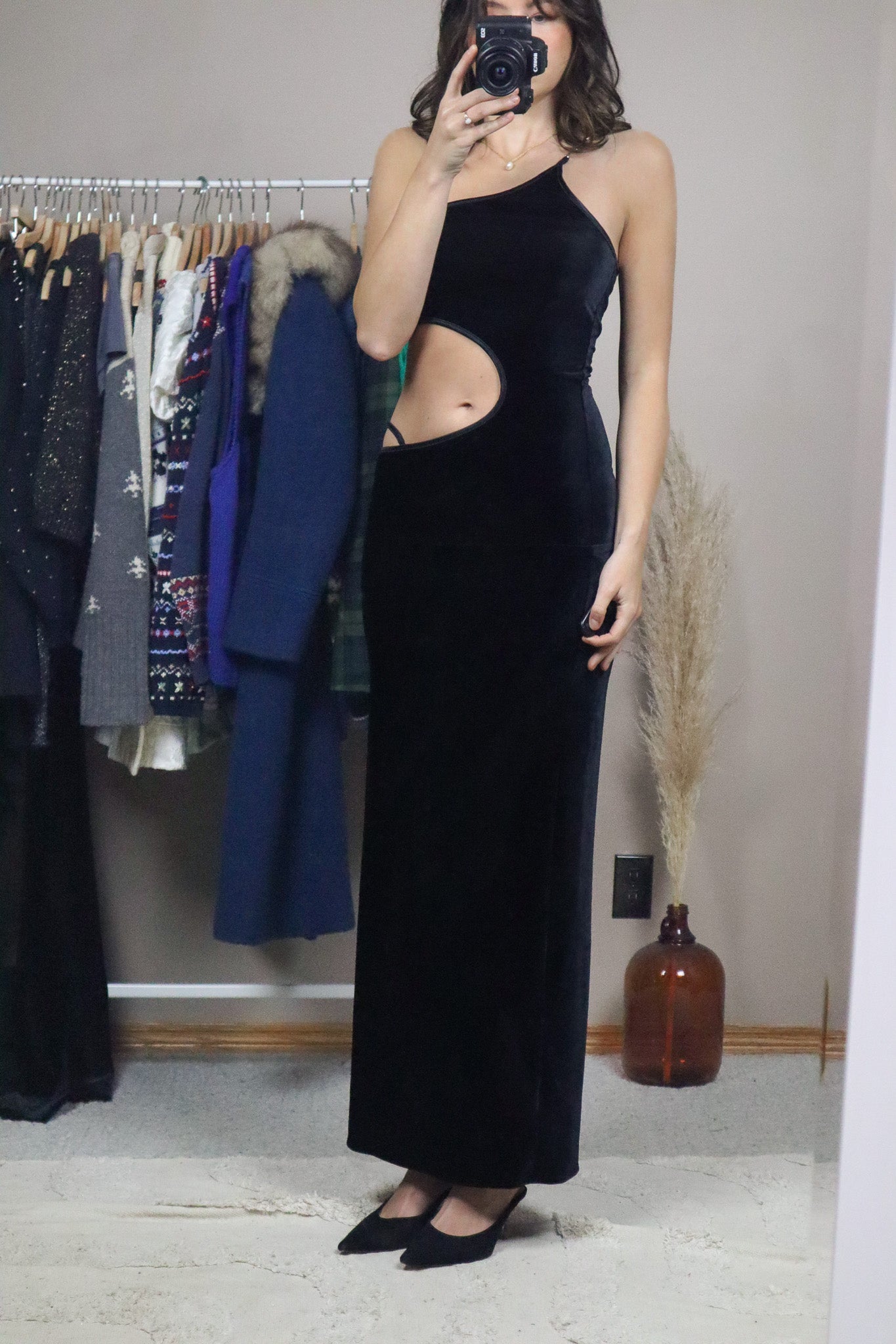 Made in USA x Vintage x Velvet Cut Out Dress (S)