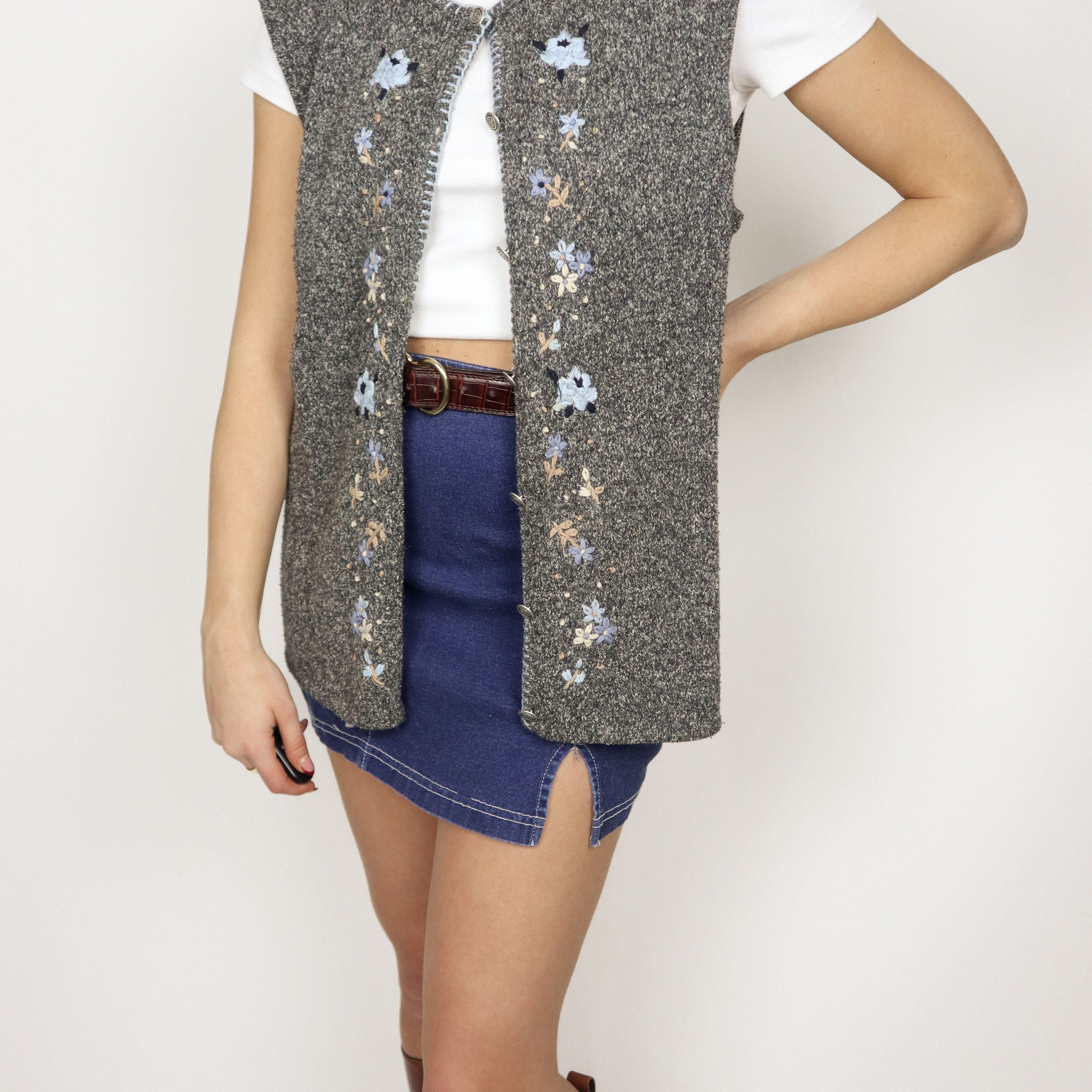 Vintage x Embroidered Vest (L/XL)