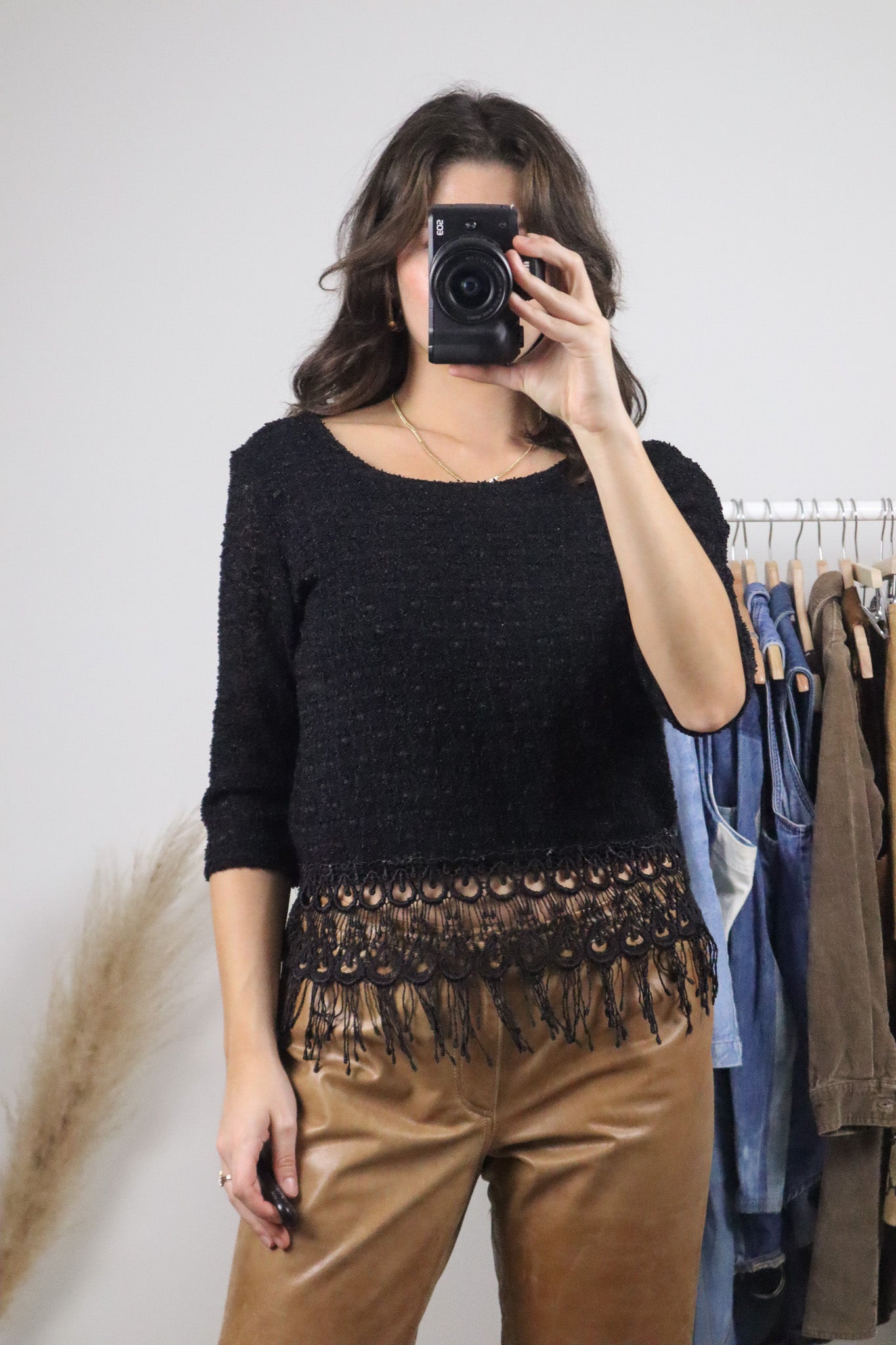 Made in Canada x Vintage x Lace & Fringe Top (M)