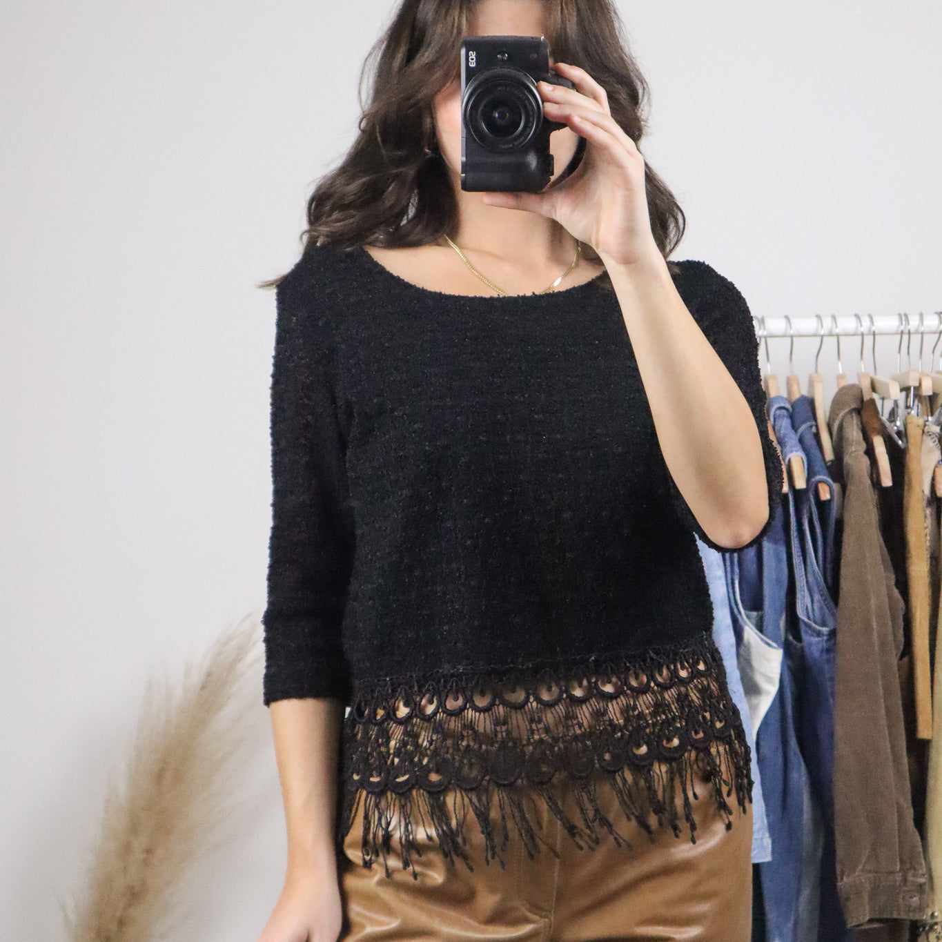 Made in Canada x Vintage x Lace & Fringe Top (M)