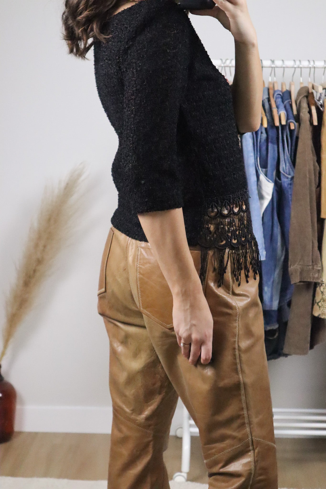 Made in Canada x Vintage x Lace & Fringe Top (M)