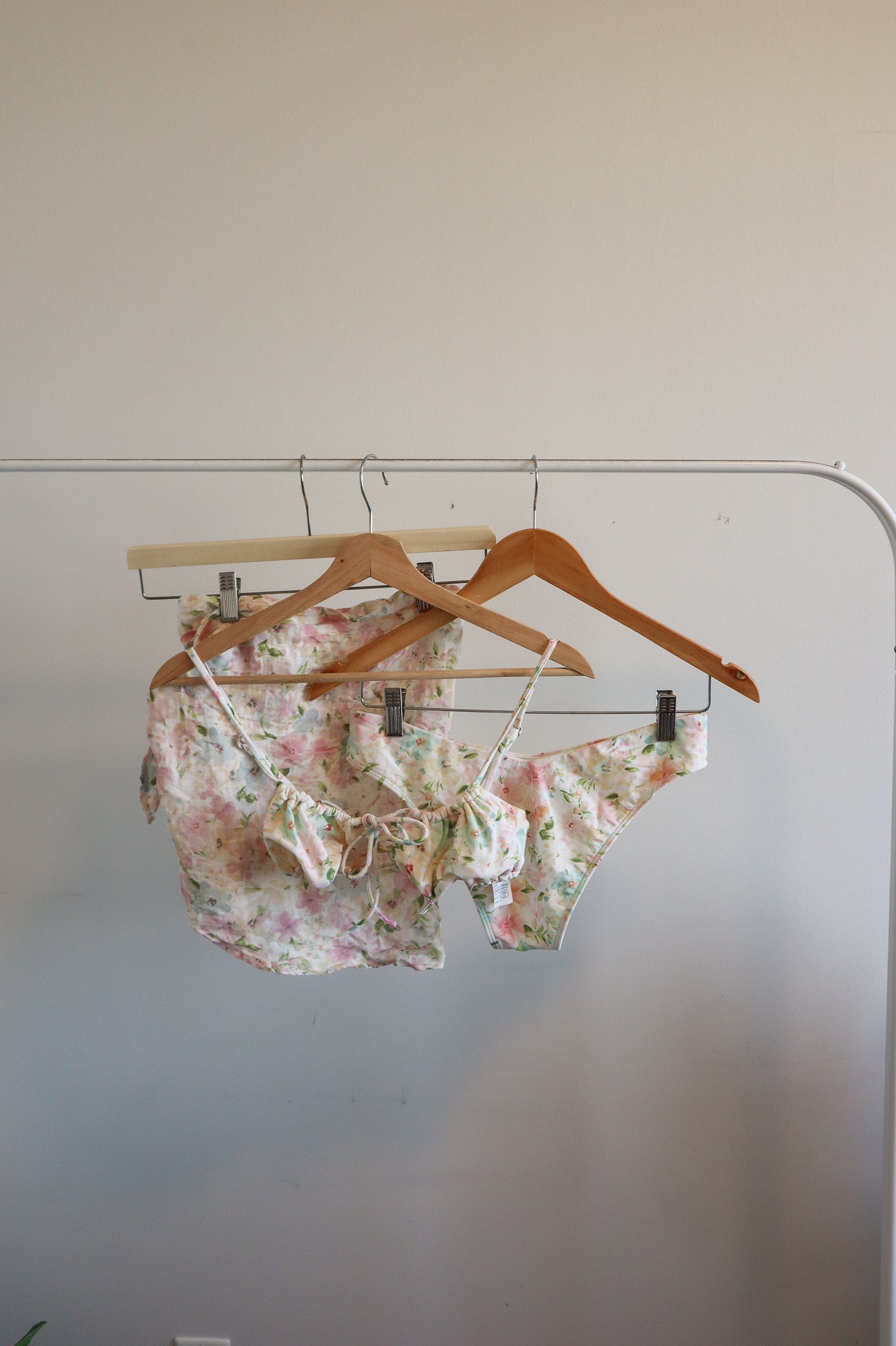 Modern x Three Piece Bikini Set (S)