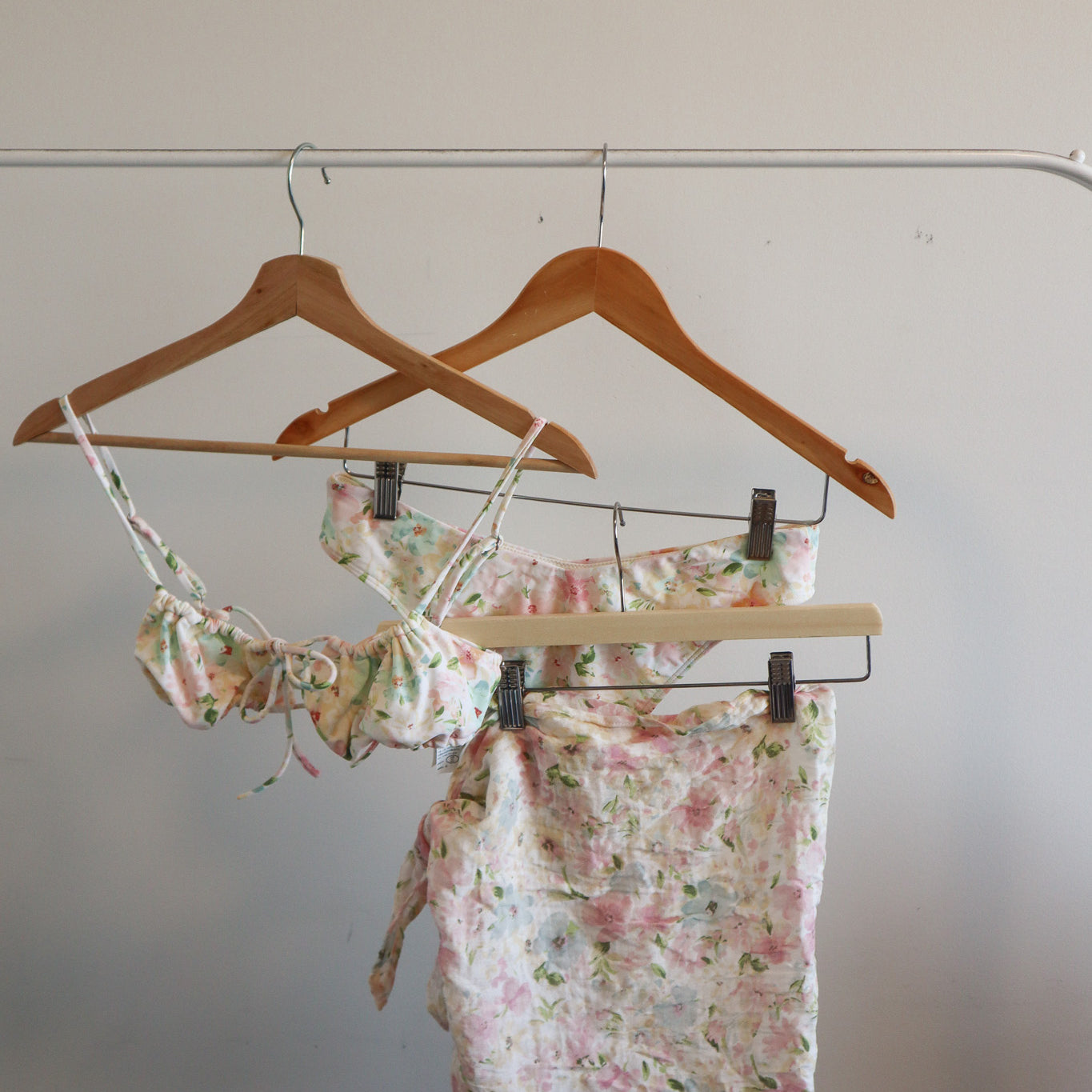 Modern x Three Piece Bikini Set (S)