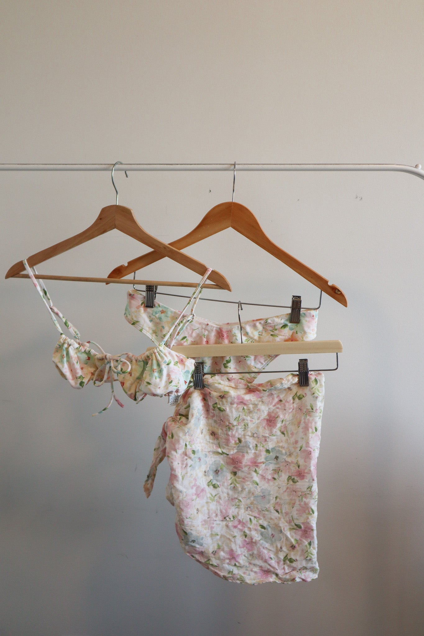 Modern x Three Piece Bikini Set (S)