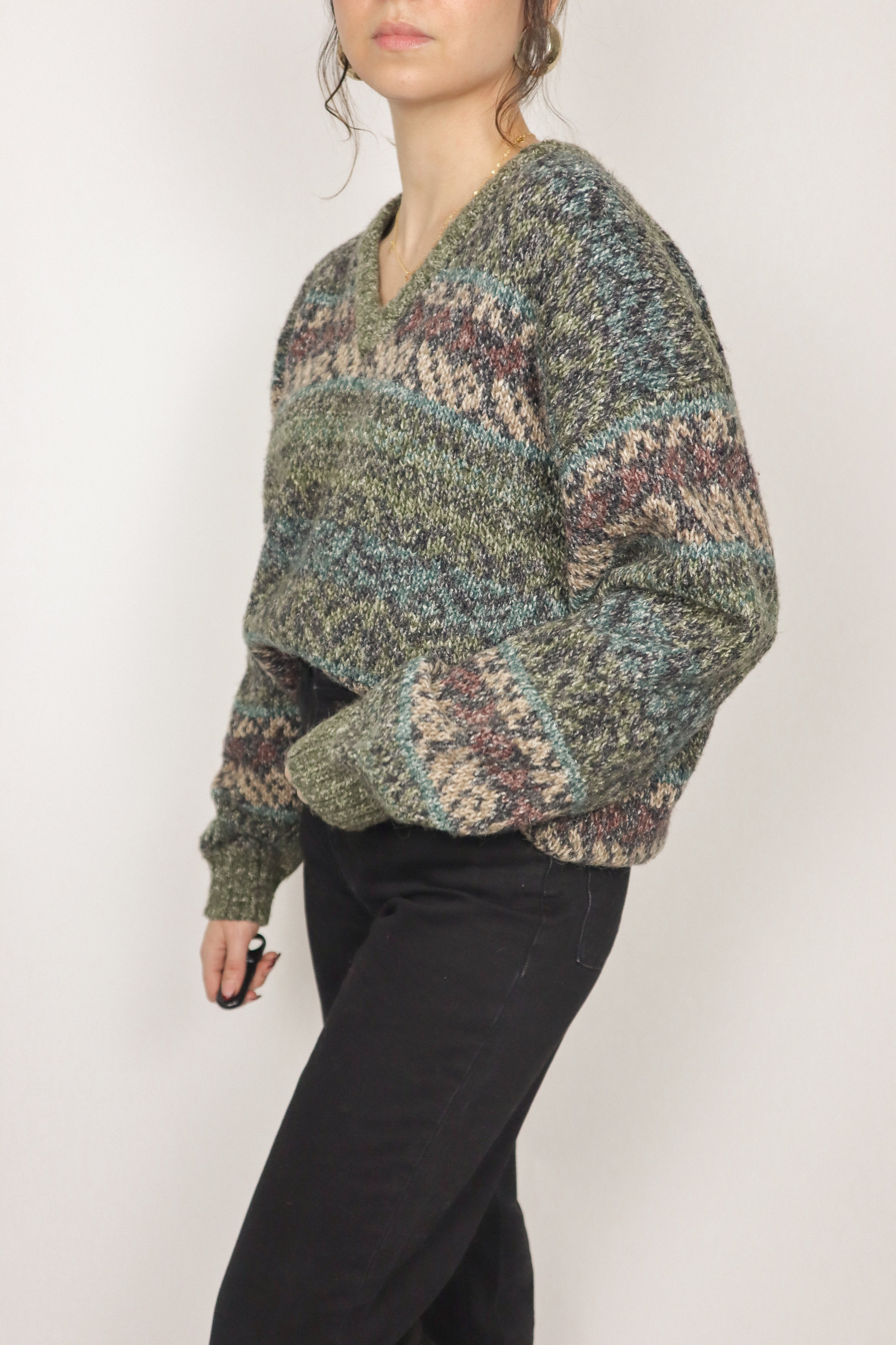 Vintage x Wool Blend V-Neck Sweater (L)