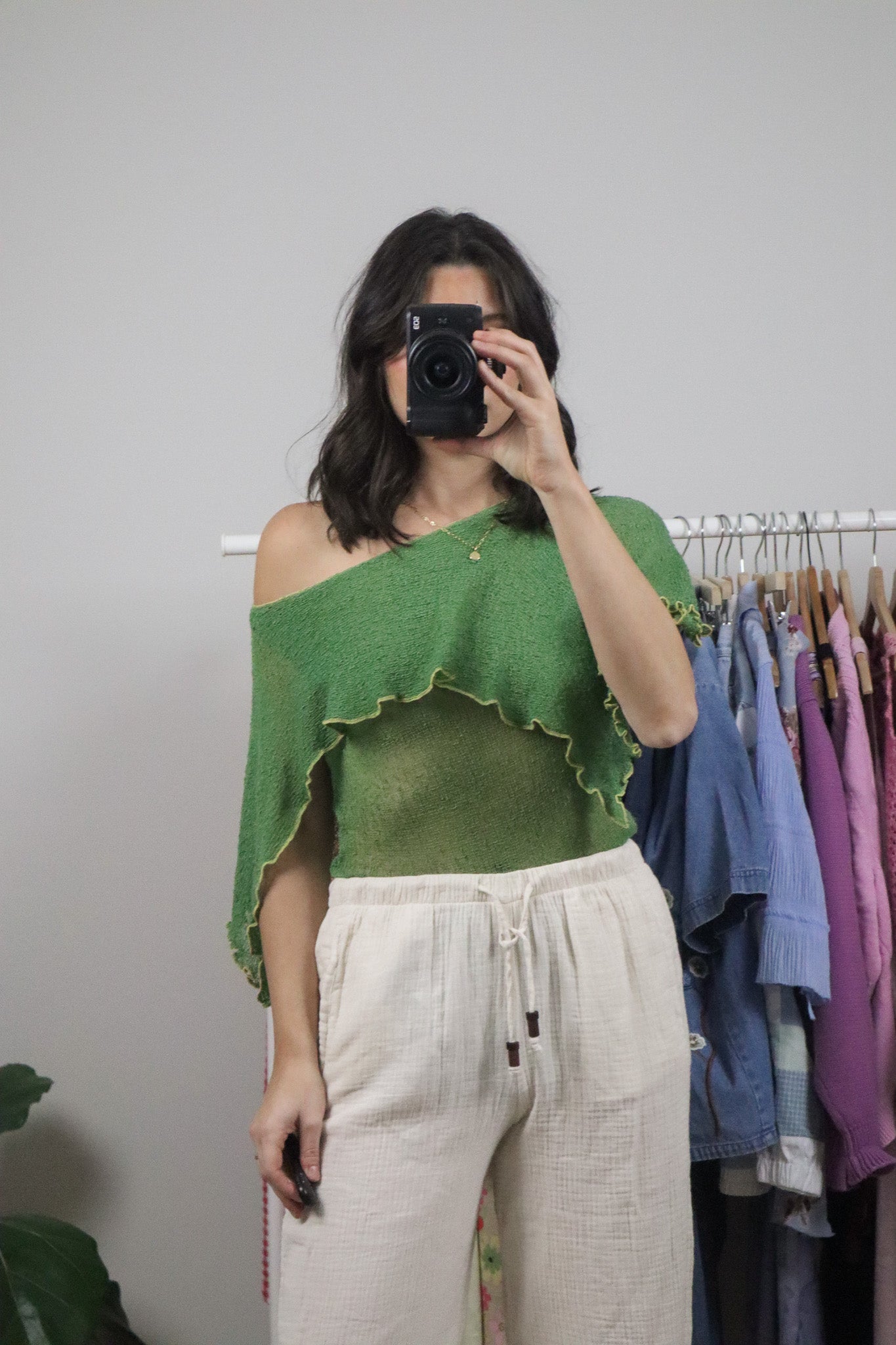 Vintage x Off The Shoulder Knit Top (S)