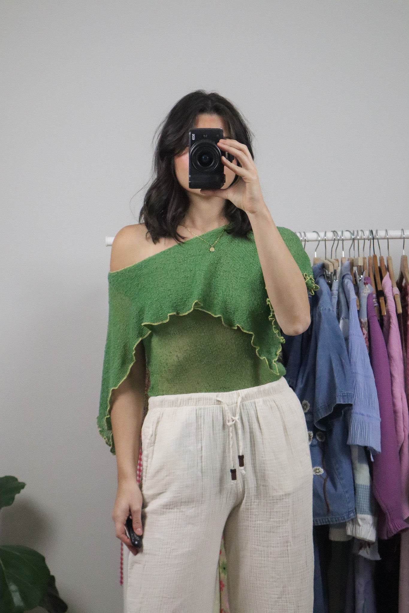 Vintage x Off The Shoulder Knit Top (S)