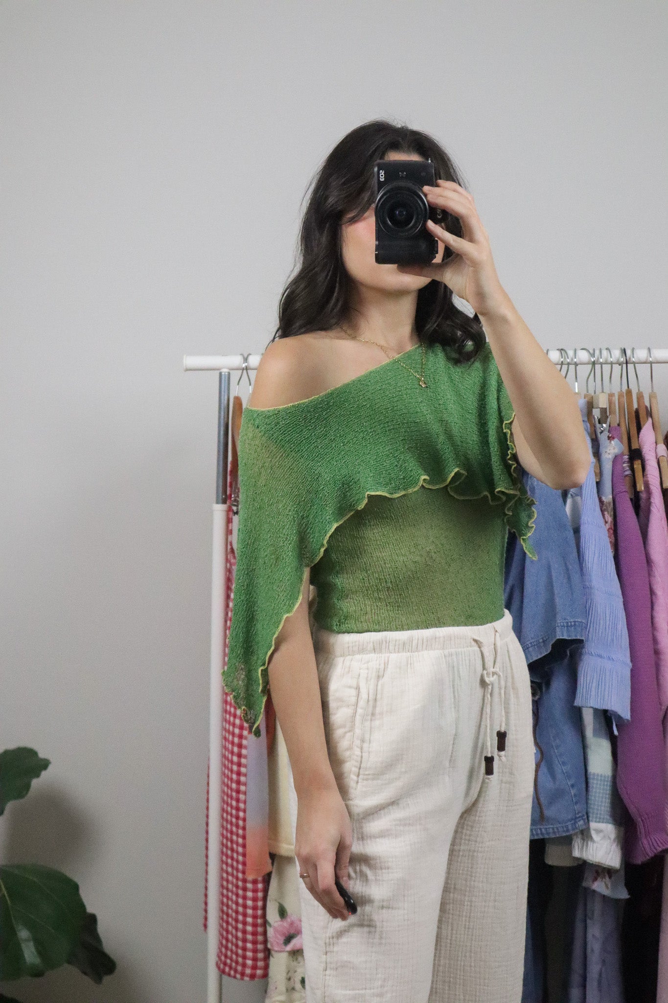 Vintage x Off The Shoulder Knit Top (S)