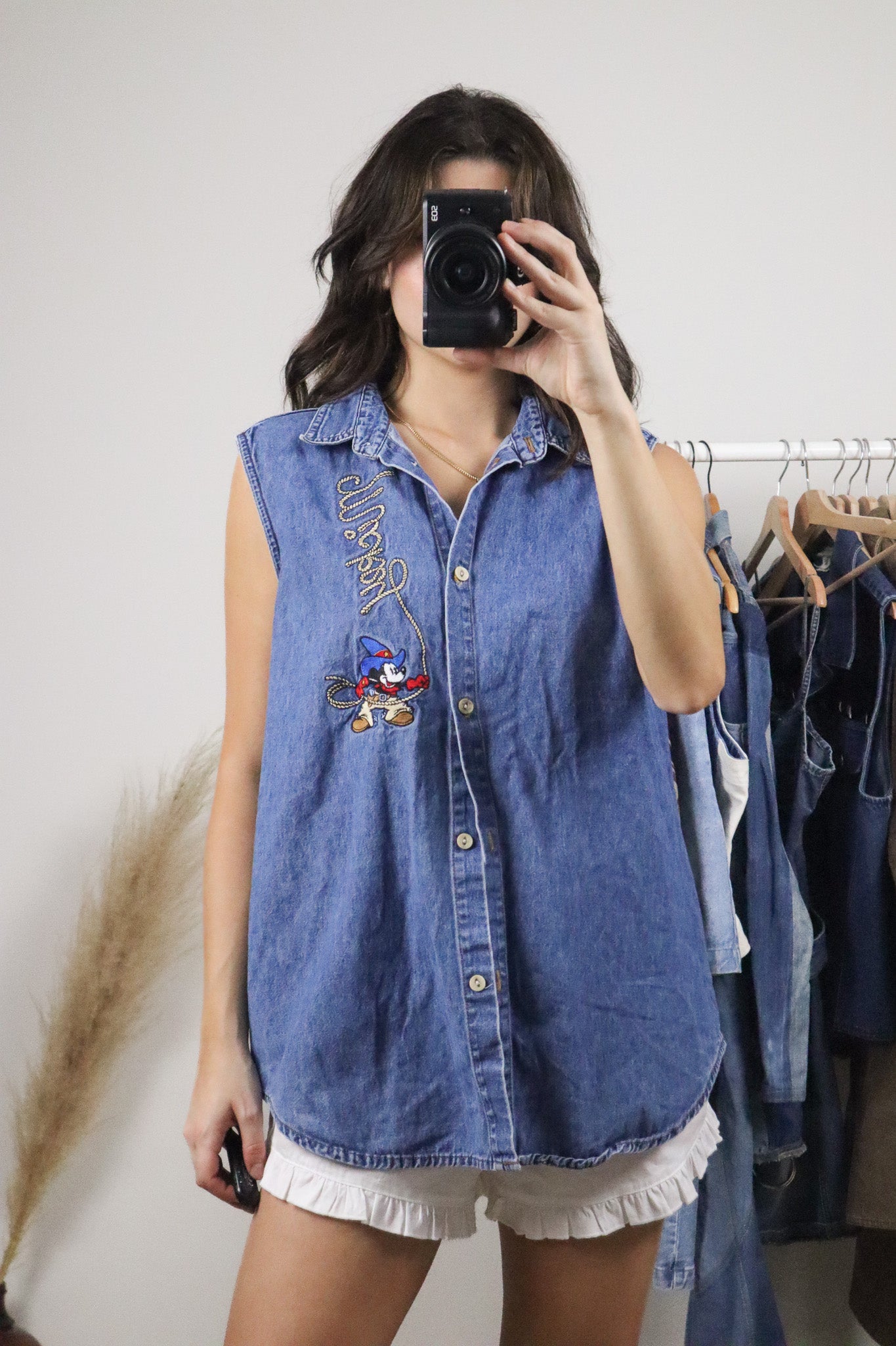 Made in Canada x Vintage x Disney Mickey Denim Tank Top (XL)