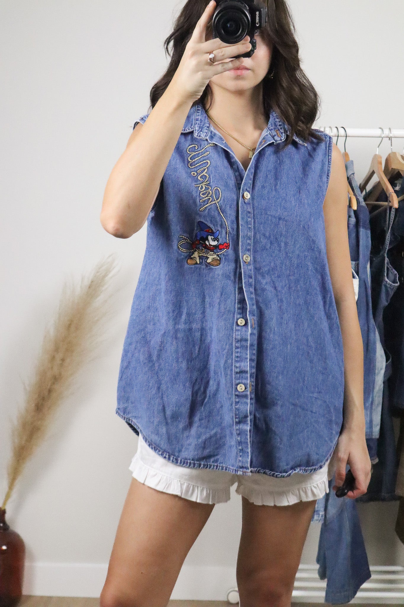 Made in Canada x Vintage x Disney Mickey Denim Tank Top (XL)