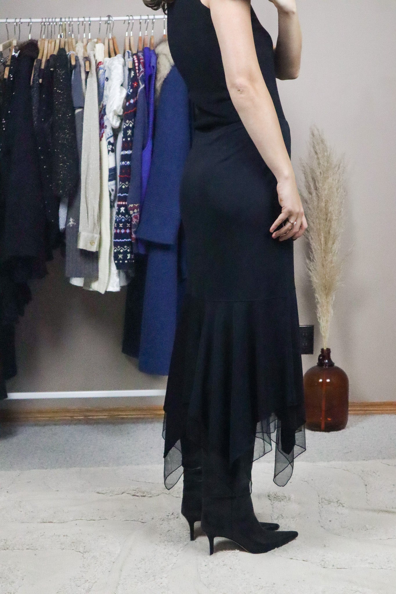 Vintage x Asymmetrical Midi Skirt (8/10)