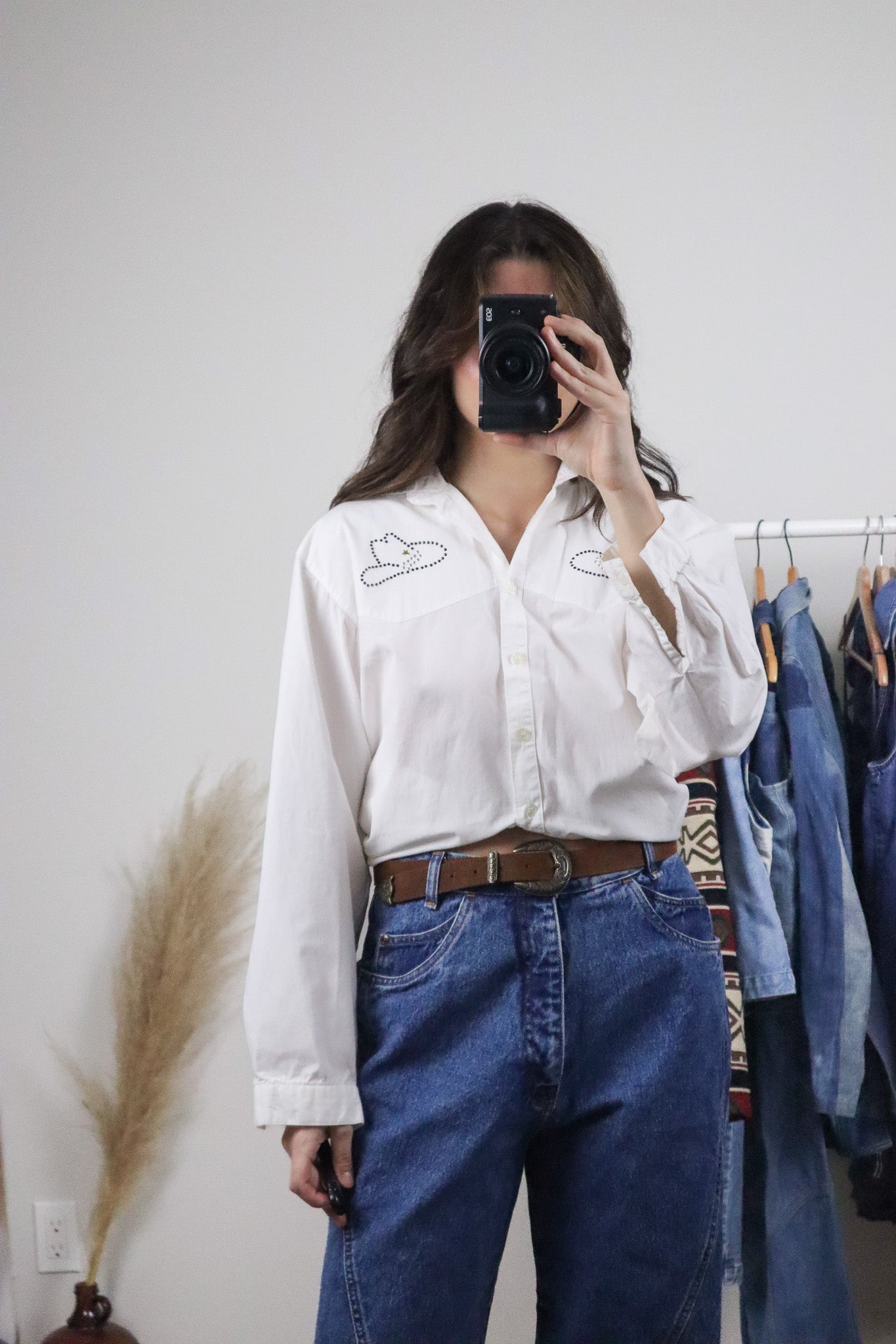 Made in Canada x Vintage x Cotton Studded Button Up (M)