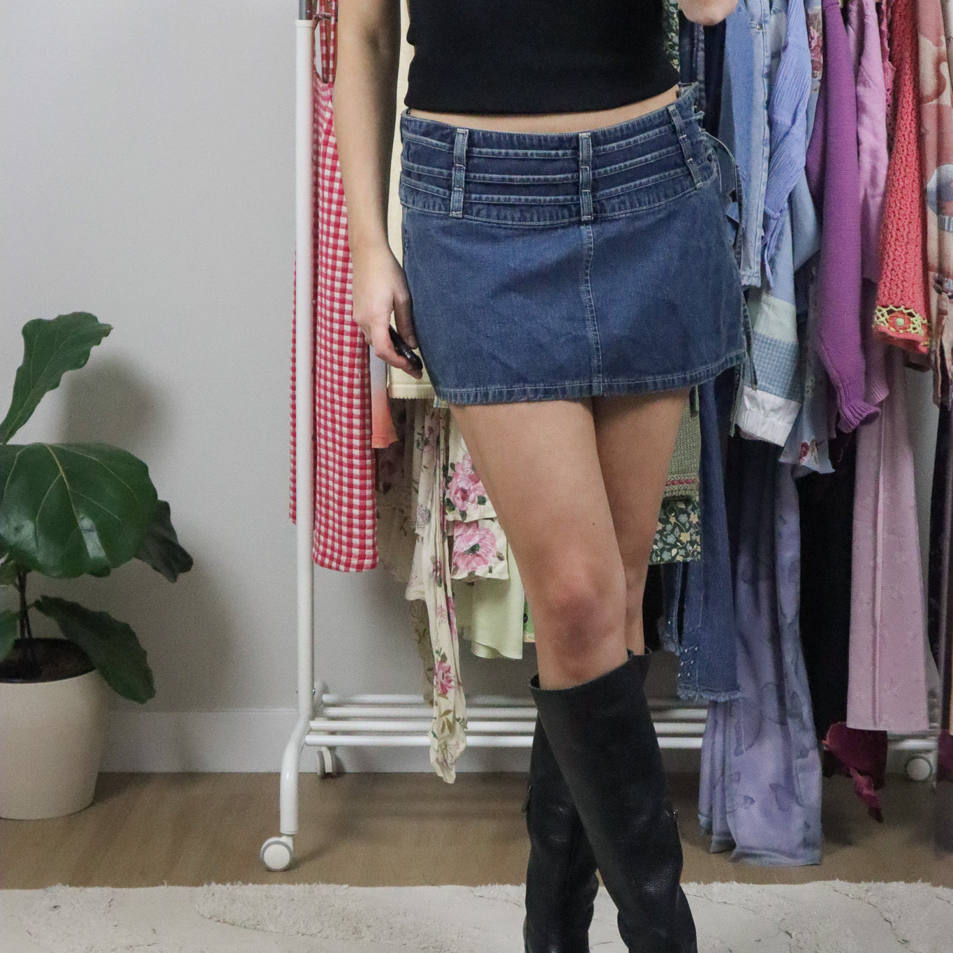 Made in Canada x Vintage x Mid-Rise Denim Mini Skrit (6/8)
