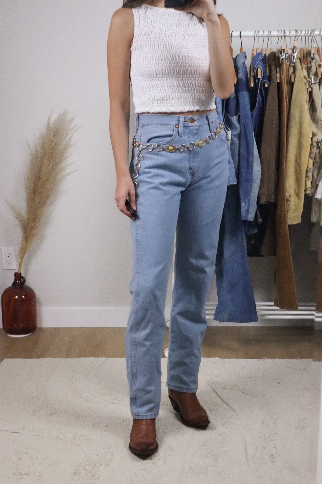 Vintage x Wrangler Jeans (2/4)