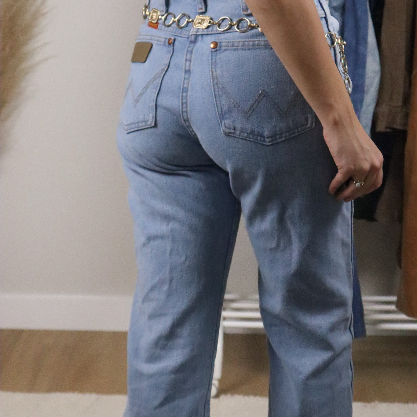Vintage x Wrangler Jeans (2/4)