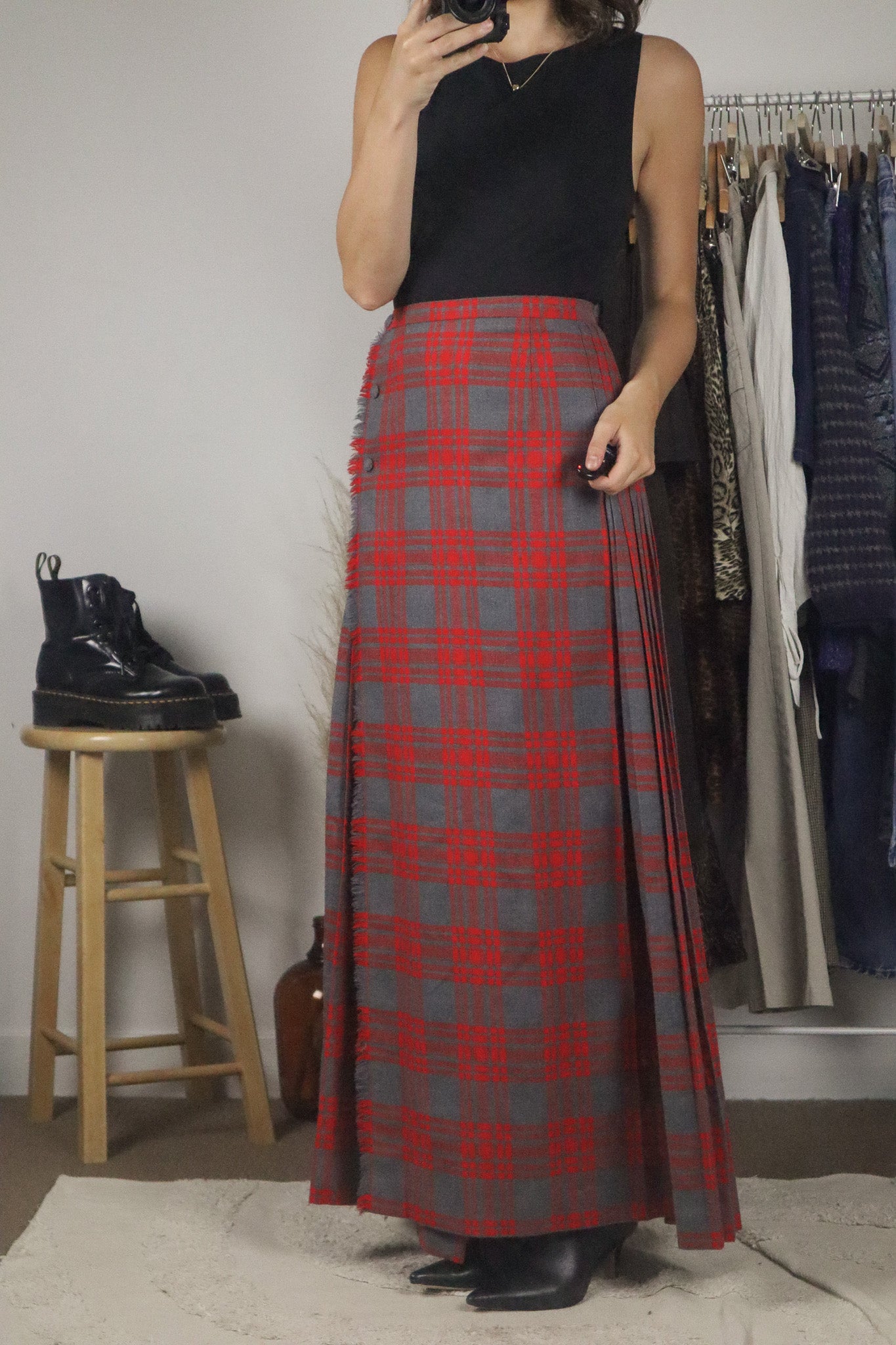 Made in Canada x Vintage 70s x Wool Plaid Maxi Skirt (S)