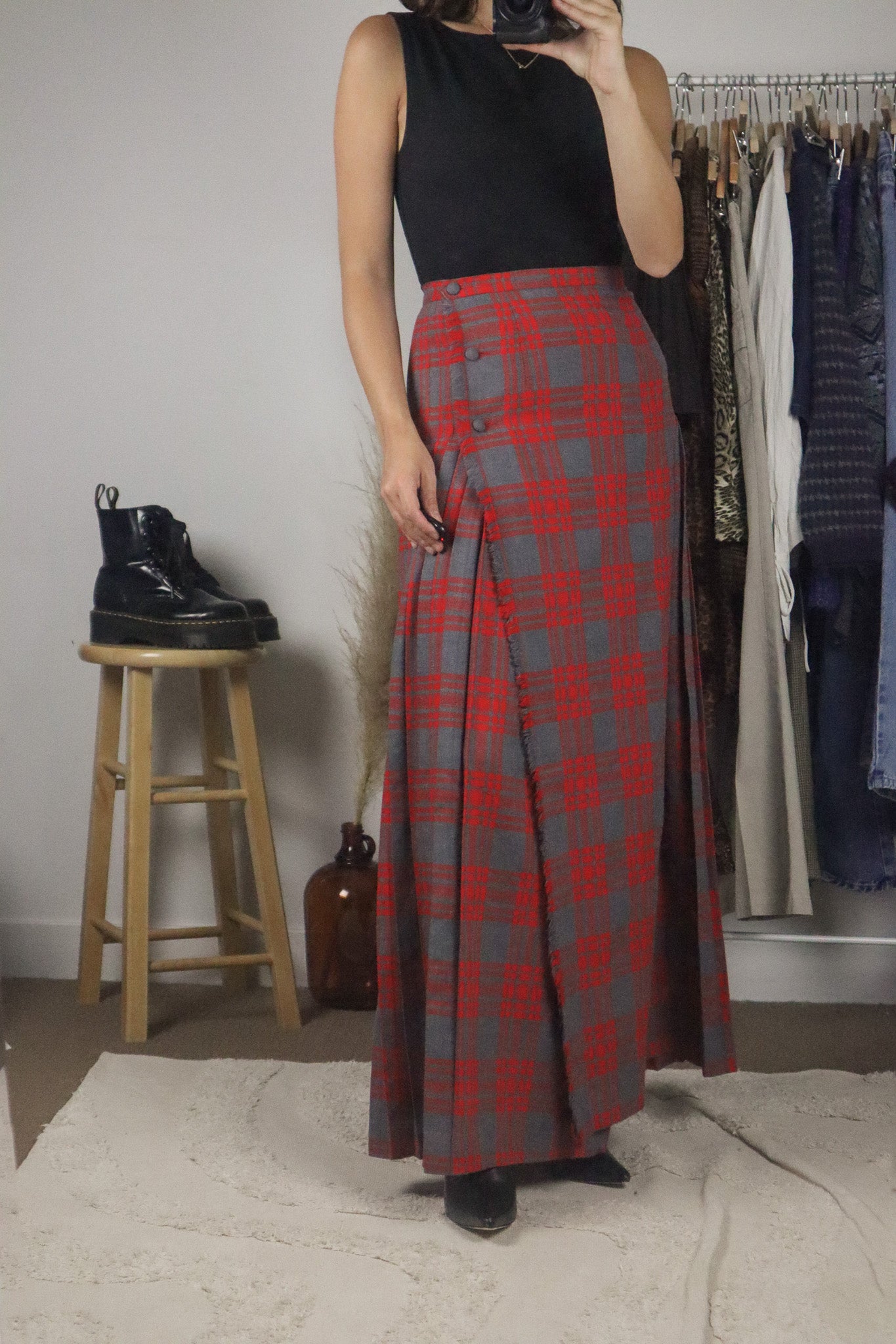 Made in Canada x Vintage 70s x Wool Plaid Maxi Skirt (S)