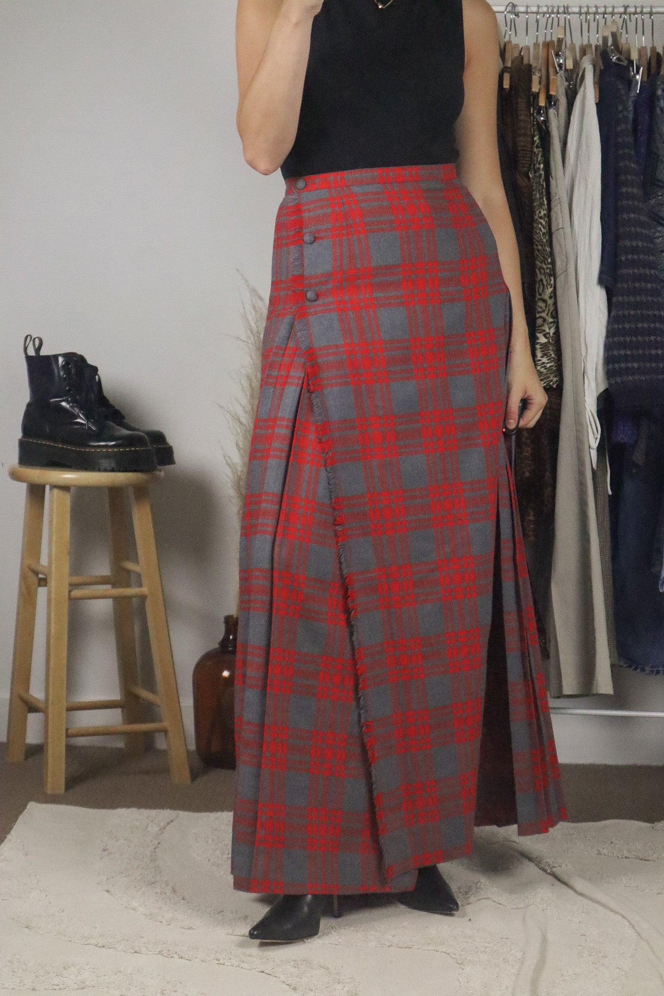 Made in Canada x Vintage 70s x Wool Plaid Maxi Skirt (S)