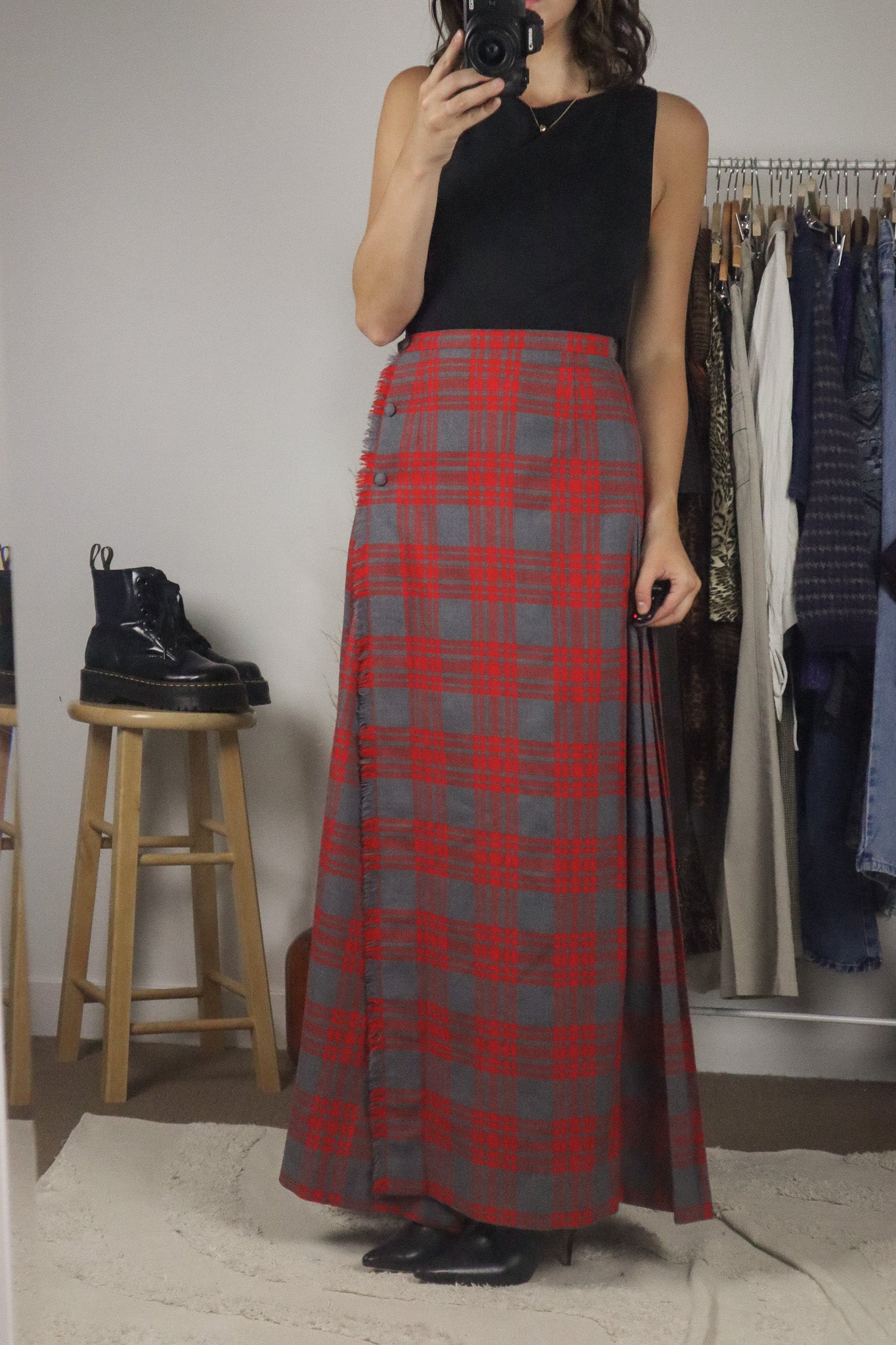 Made in Canada x Vintage 70s x Wool Plaid Maxi Skirt (S)