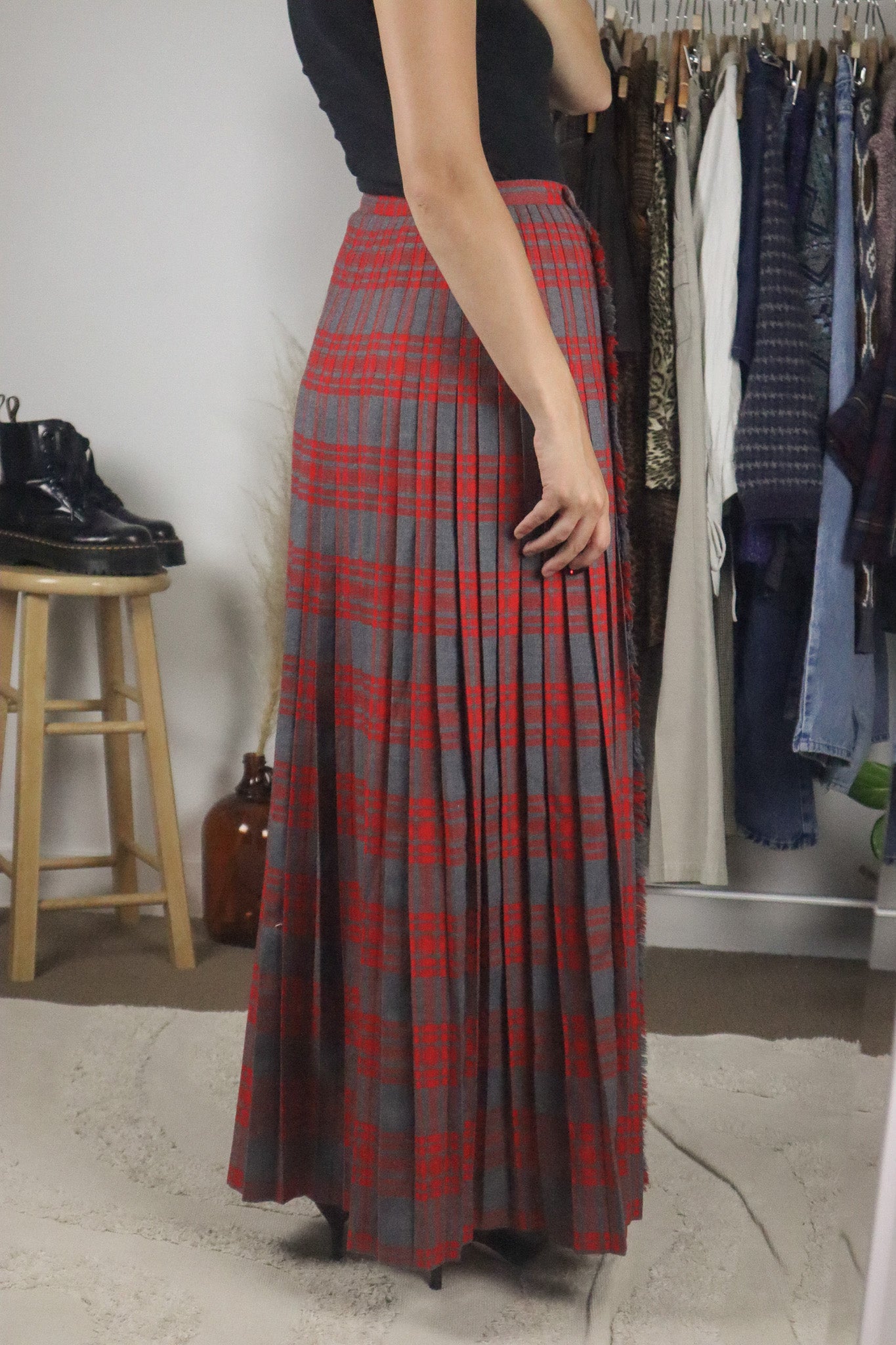Made in Canada x Vintage 70s x Wool Plaid Maxi Skirt (S)