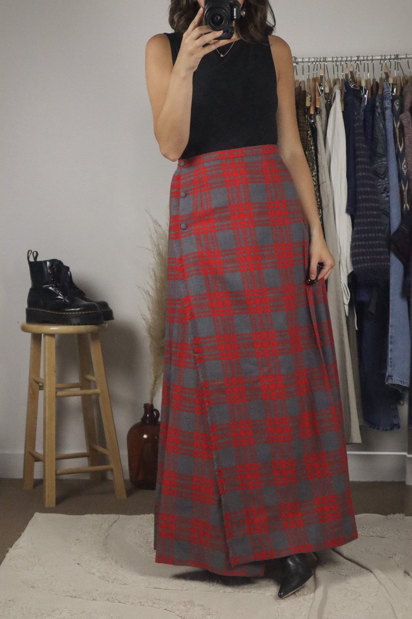 Made in Canada x Vintage 70s x Wool Plaid Maxi Skirt (S)