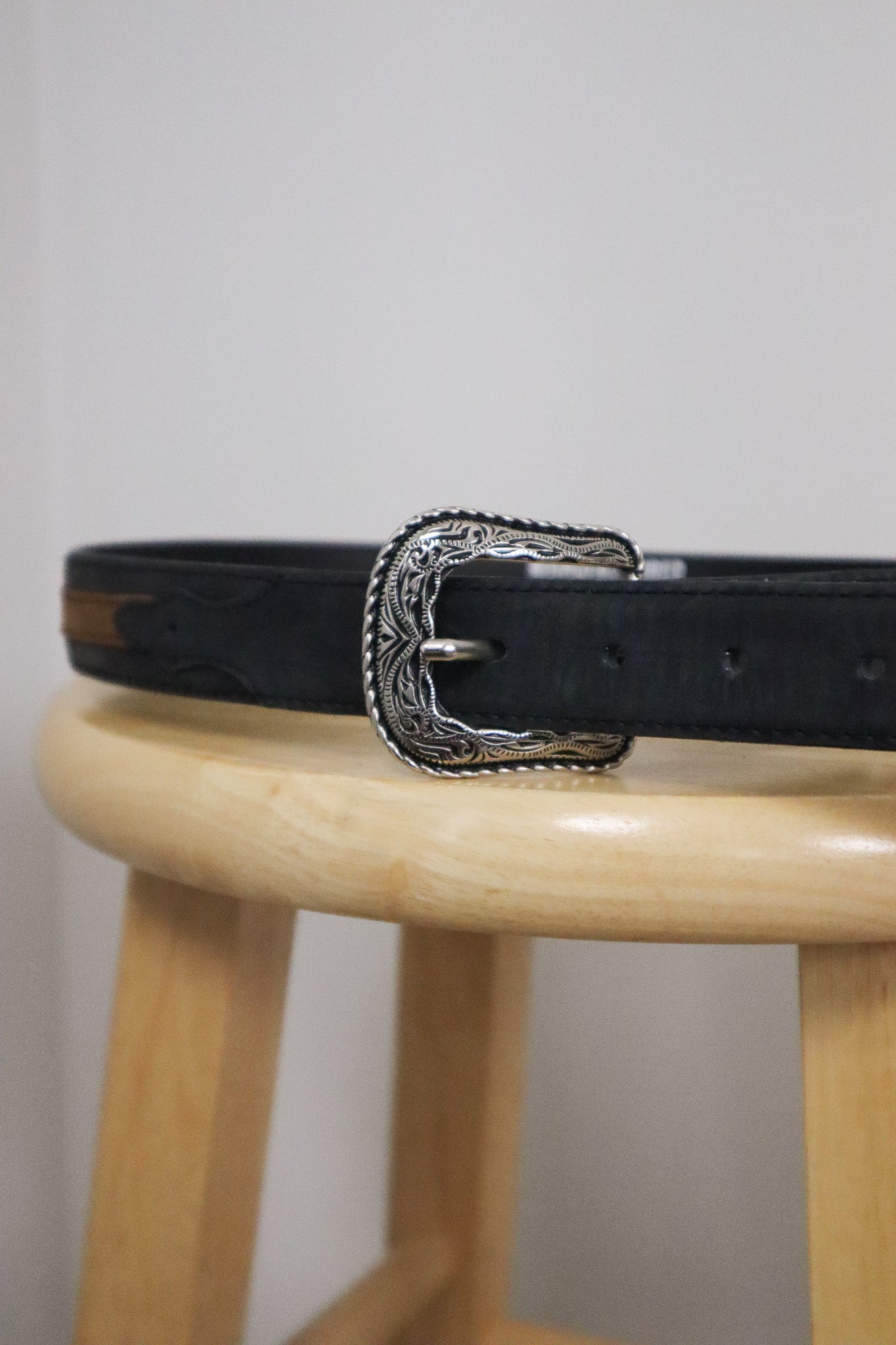 Vintage x Leather Brown & Black Belt (XS/S)