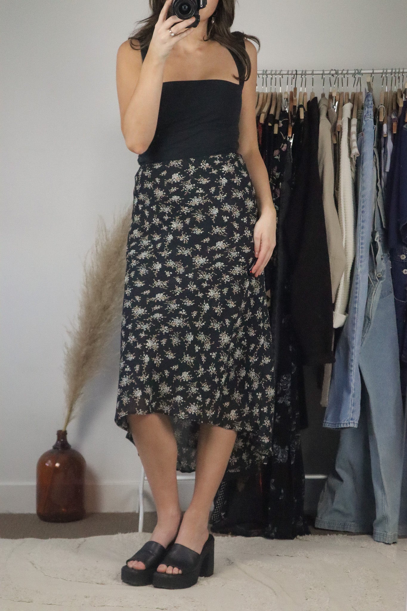 Vintage x Midi Floral Skirt (M)