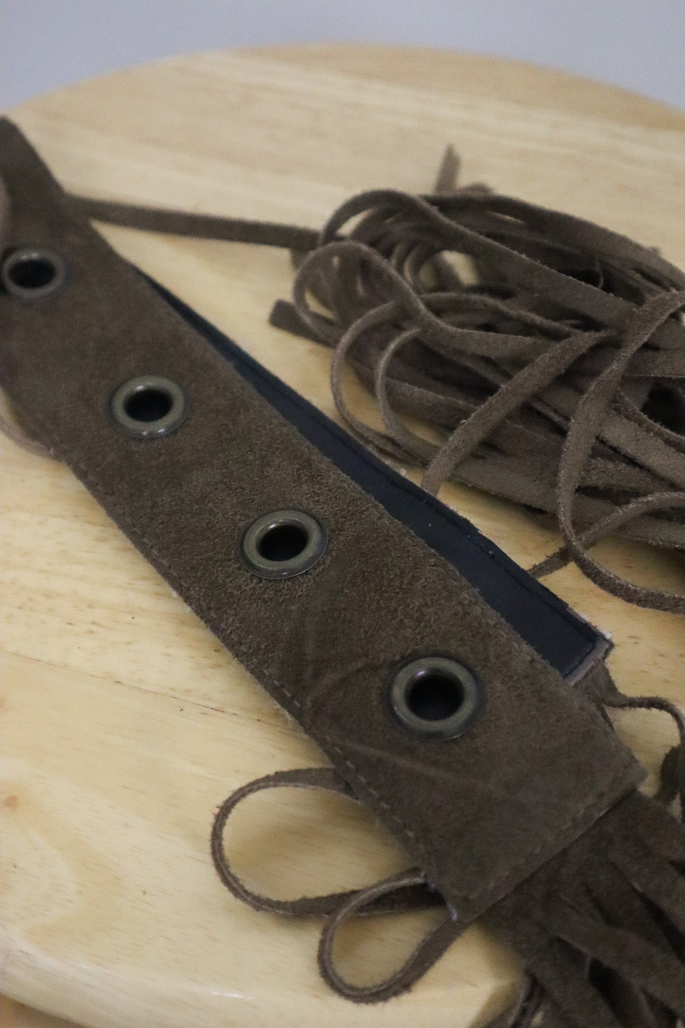 Made in Canada x Vintage x Suede Fringe/Rivet Belt (S)