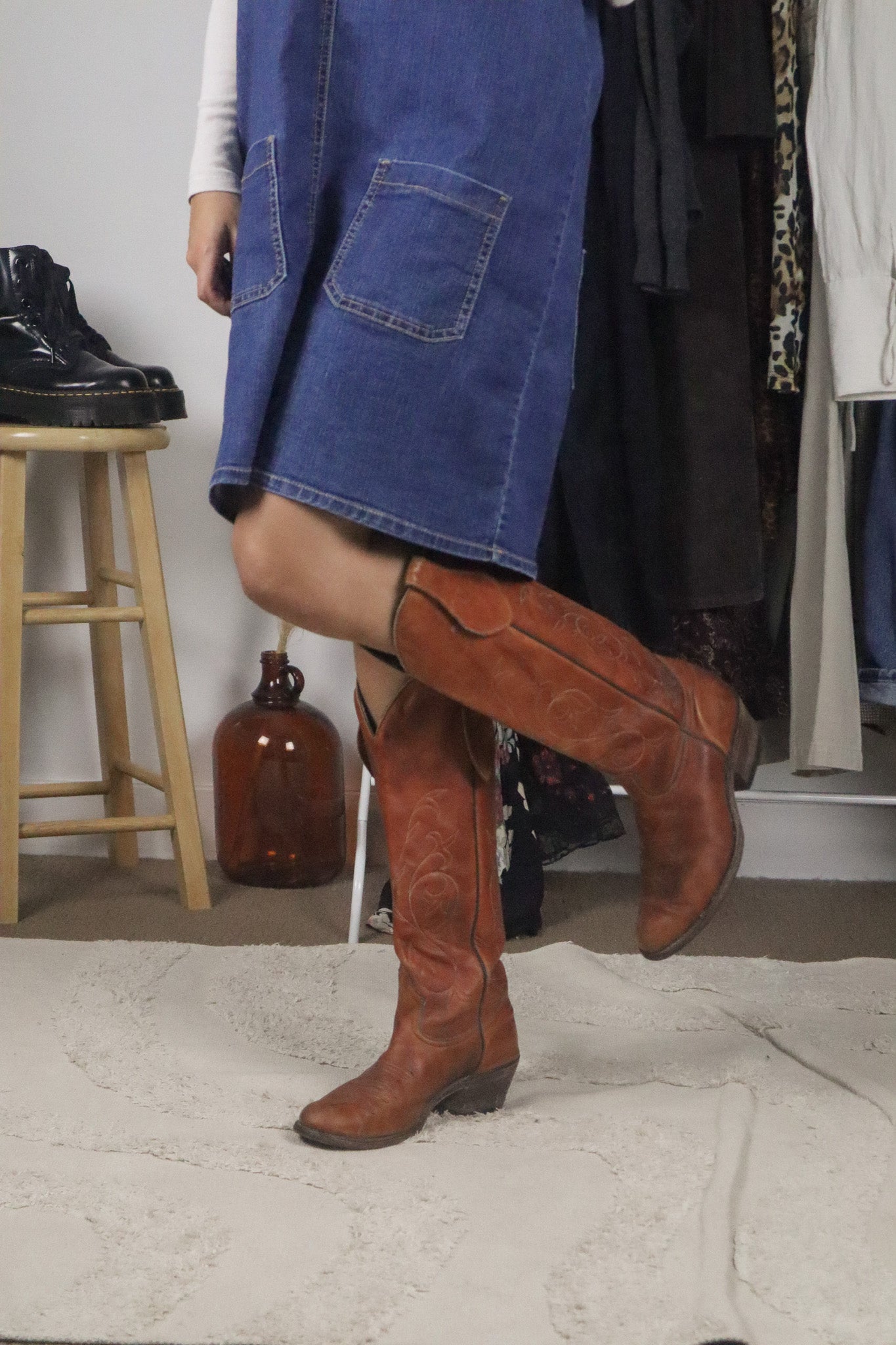 Vintage x Leather Cowgirl Boots (W9/9.5)