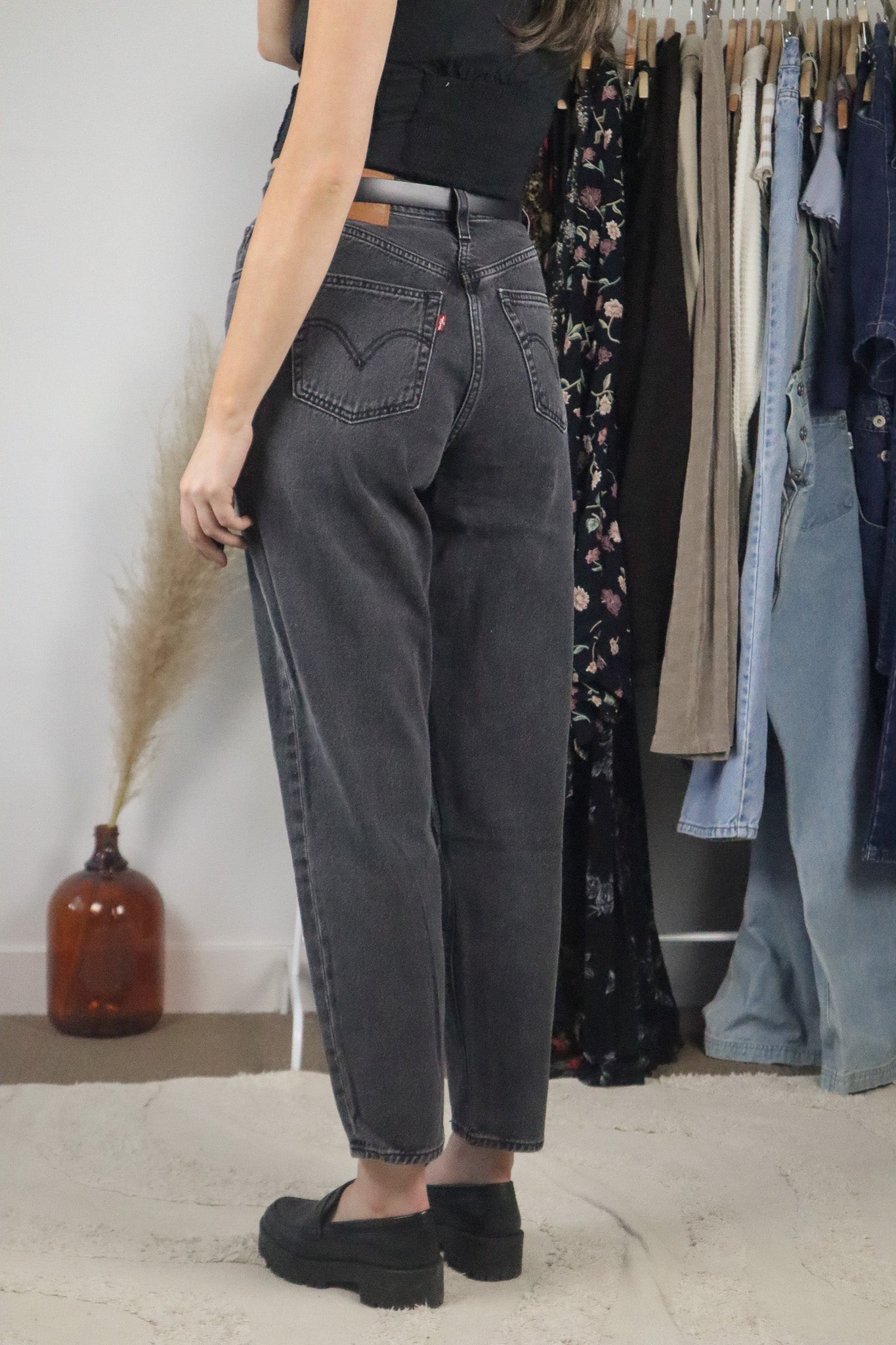 Levi's x Tapered Jeans (4)