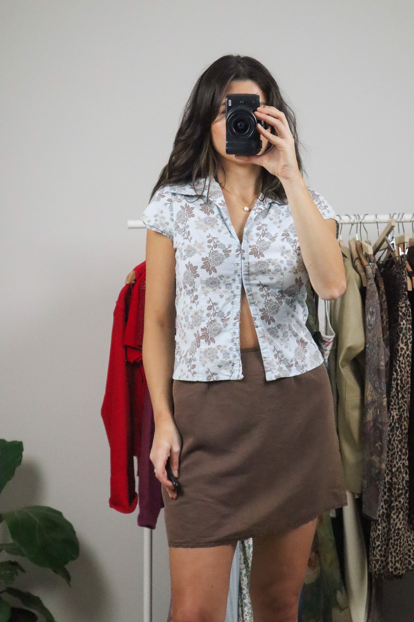 Made in Canada x Vintage x Clasp Patterned Collared Blouse (S/M)