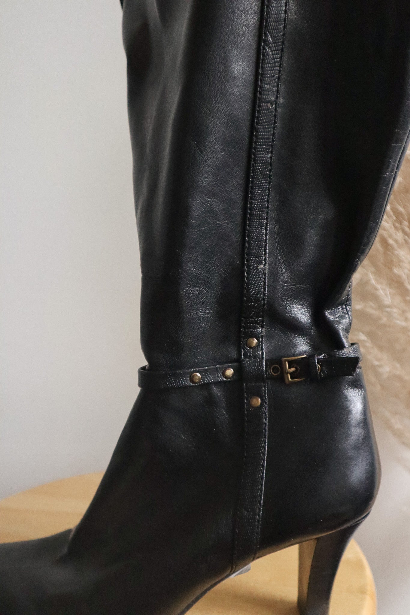 Faux Leather x Knee High Boots (8)