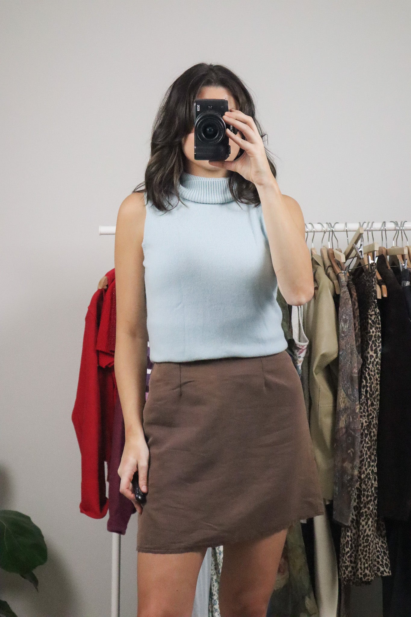 Vintage x Cashmere Sleeveless Turtleneck (S)