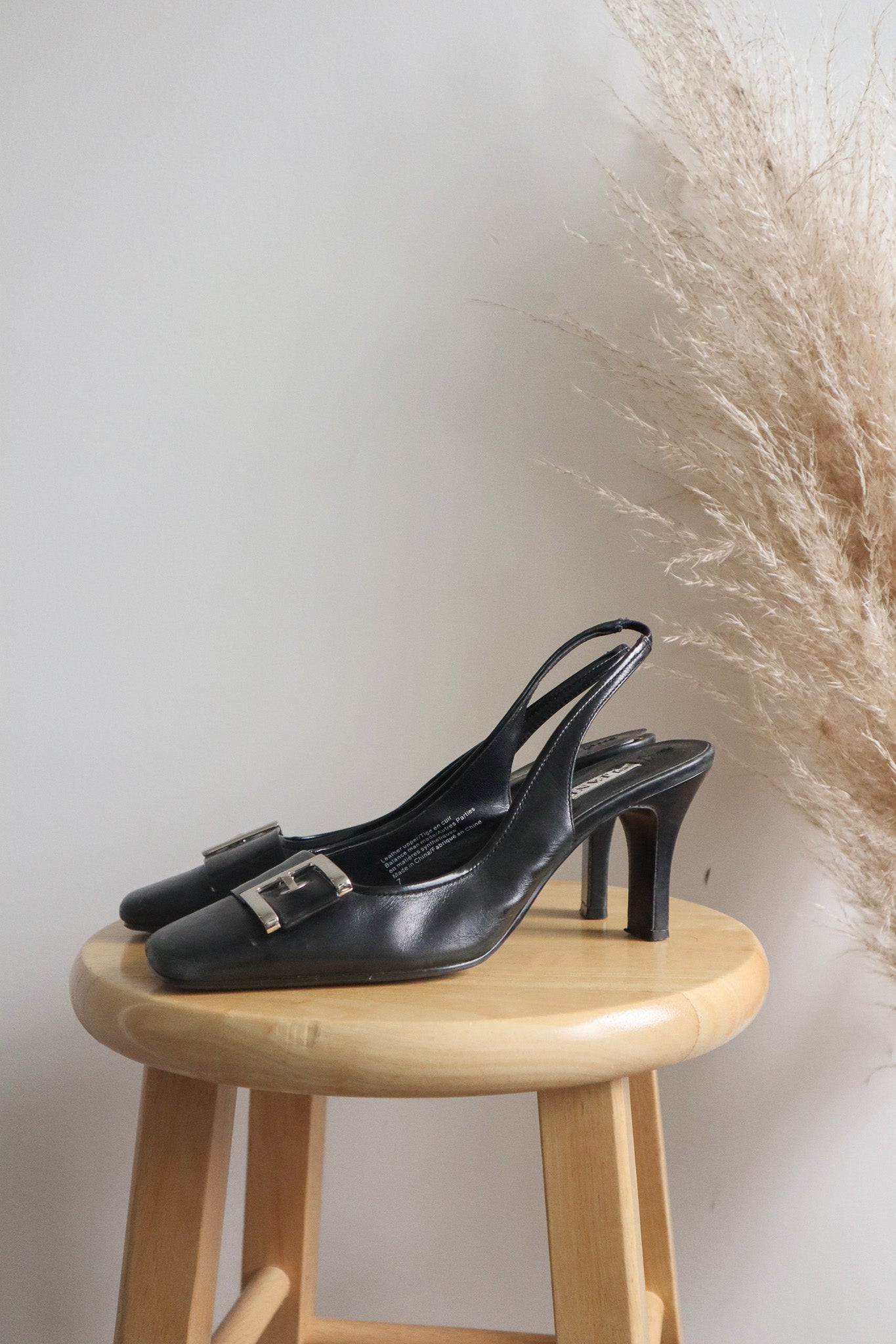 Vintage x Leather Buckle Heels (6.5)