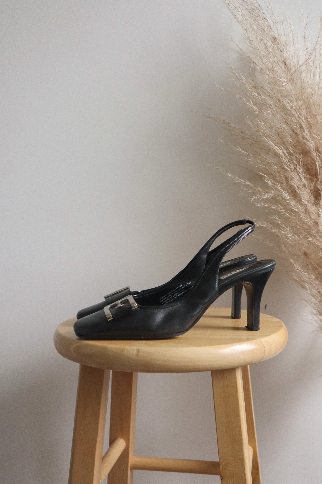 Vintage x Leather Buckle Heels (6.5)