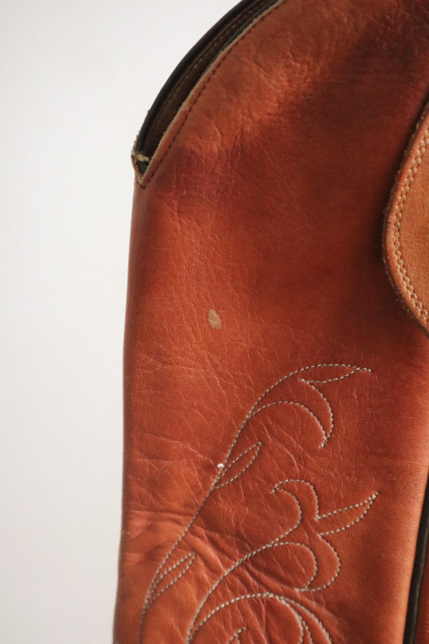 Vintage x Leather Cowgirl Boots (W9/9.5)