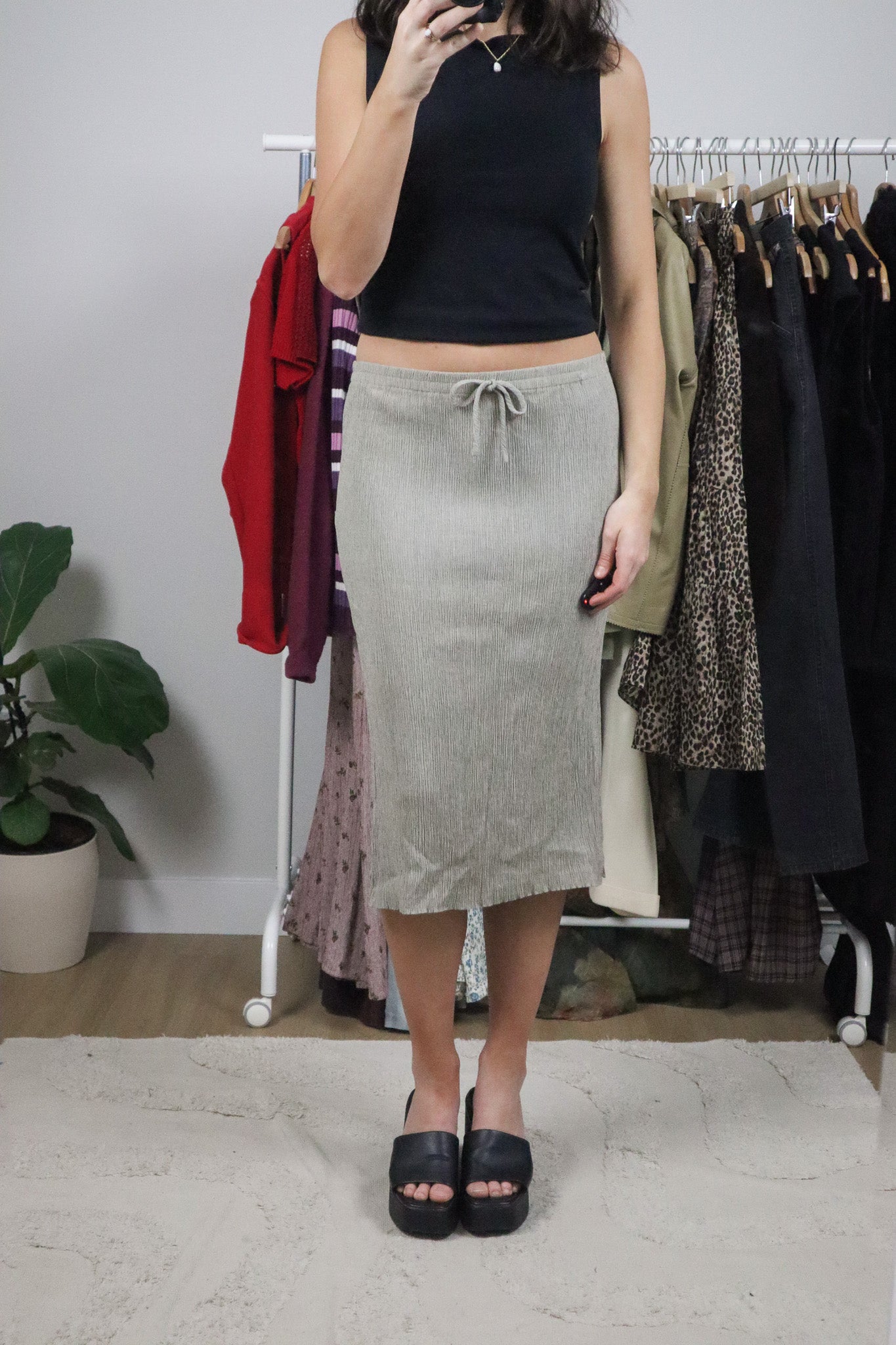 Vintage x Midi Skirt (M)
