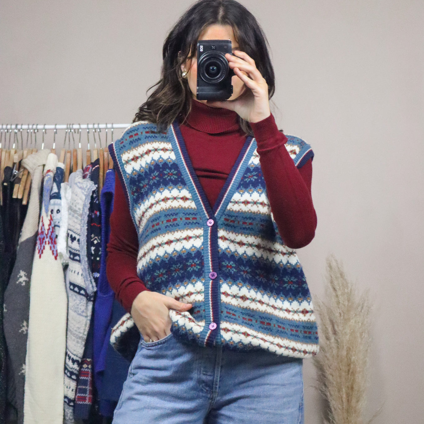 Made in Korea x Vintage x Wool Blend Patterned Vest (L/XL)