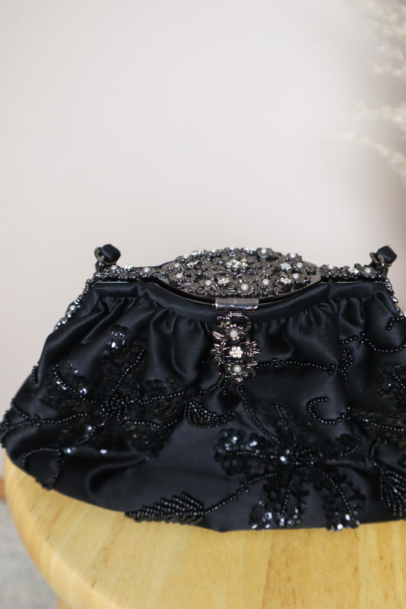 Vintage x Beaded & Sequence Purse