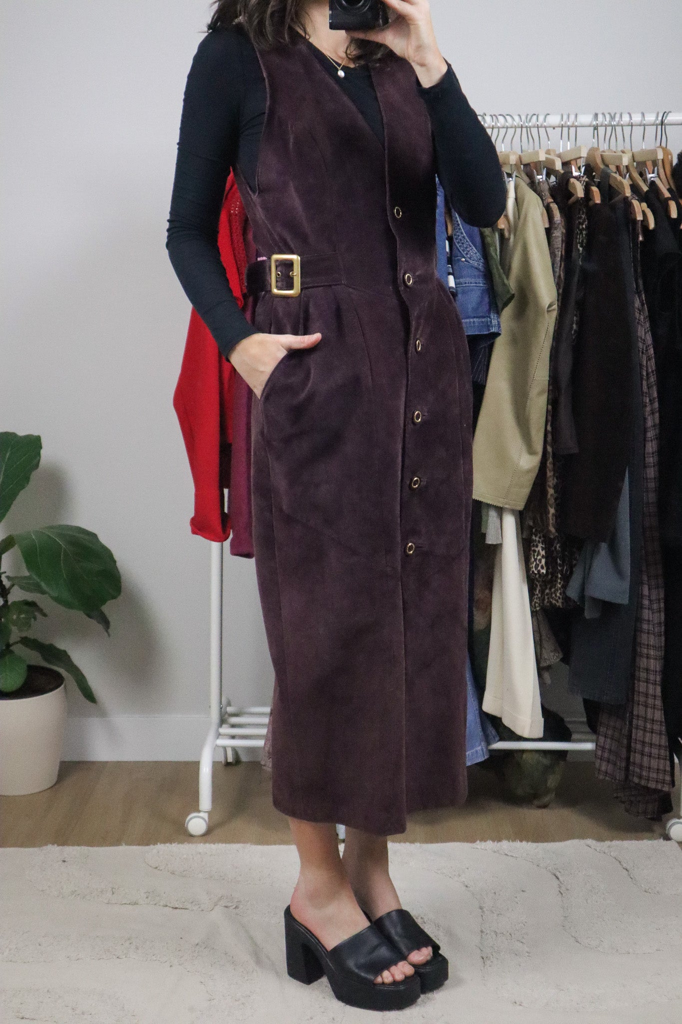 Made in Canada x Vintage x Danier Suede Button Maxi Dress (M)