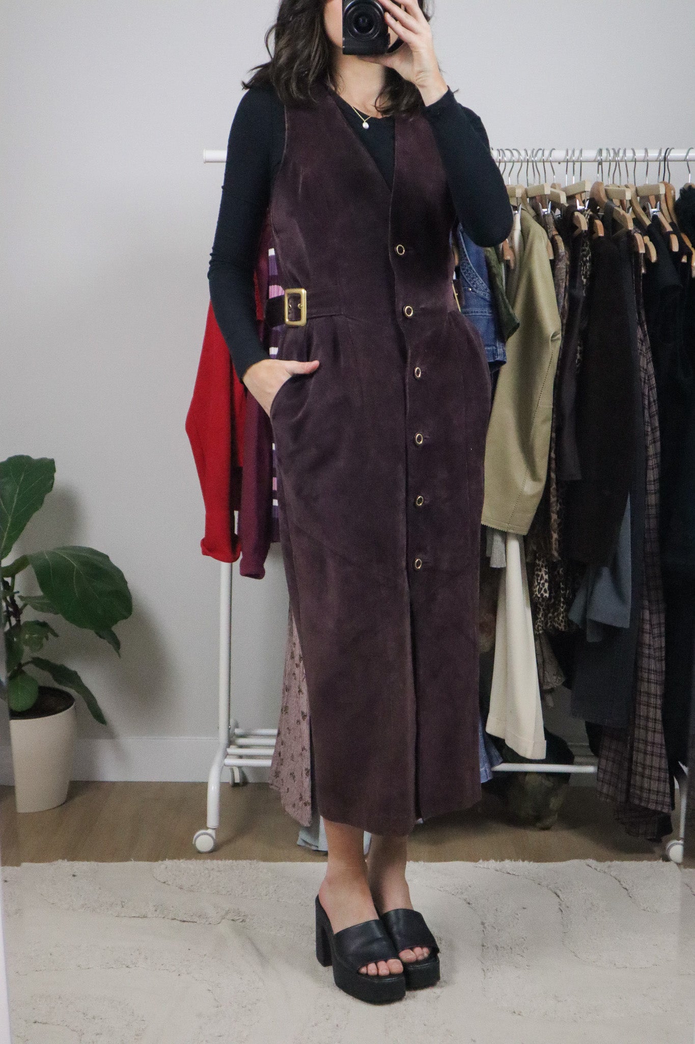 Made in Canada x Vintage x Danier Suede Button Maxi Dress (M)