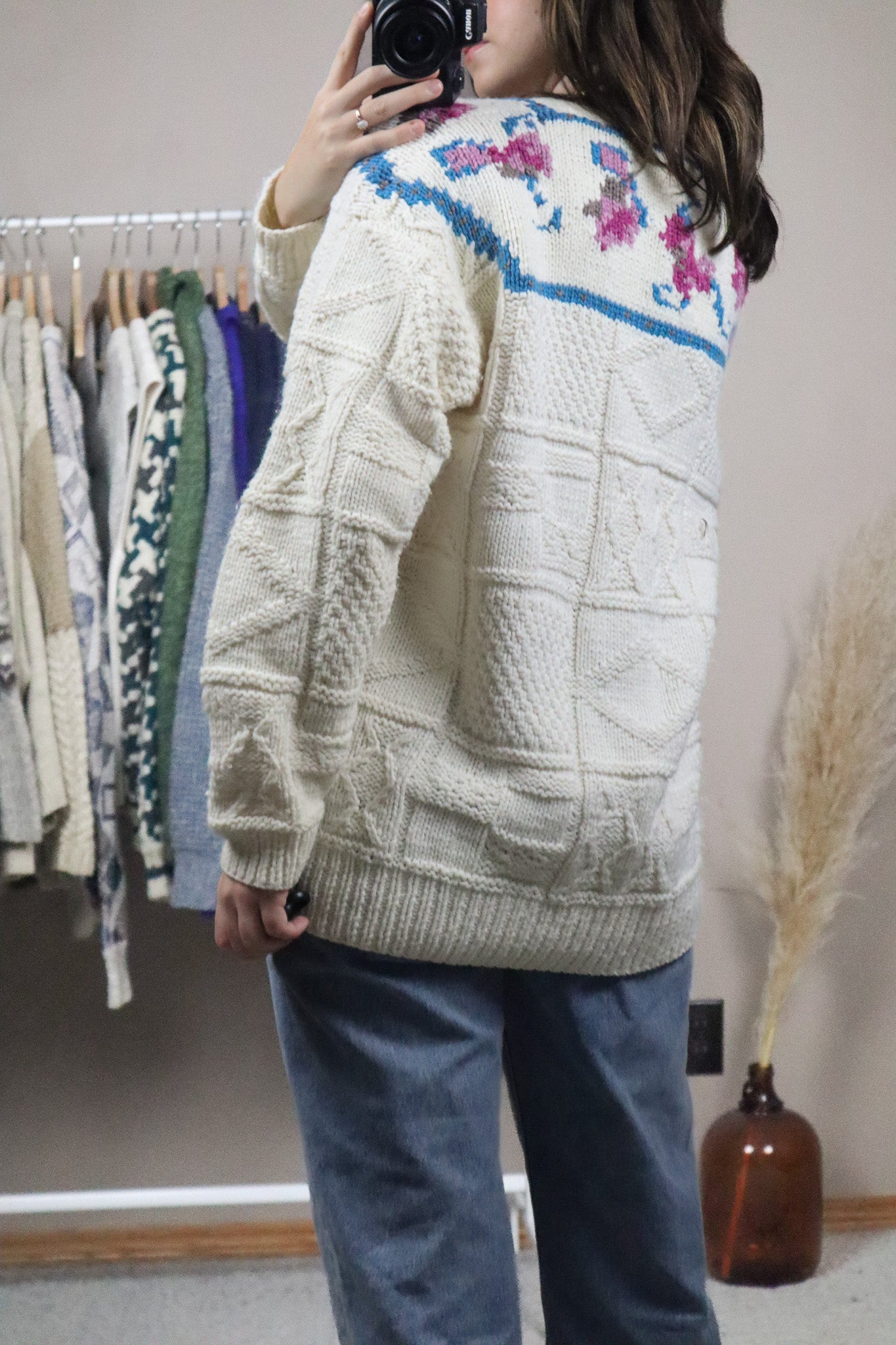 Handknit x V-Neck (M/L)