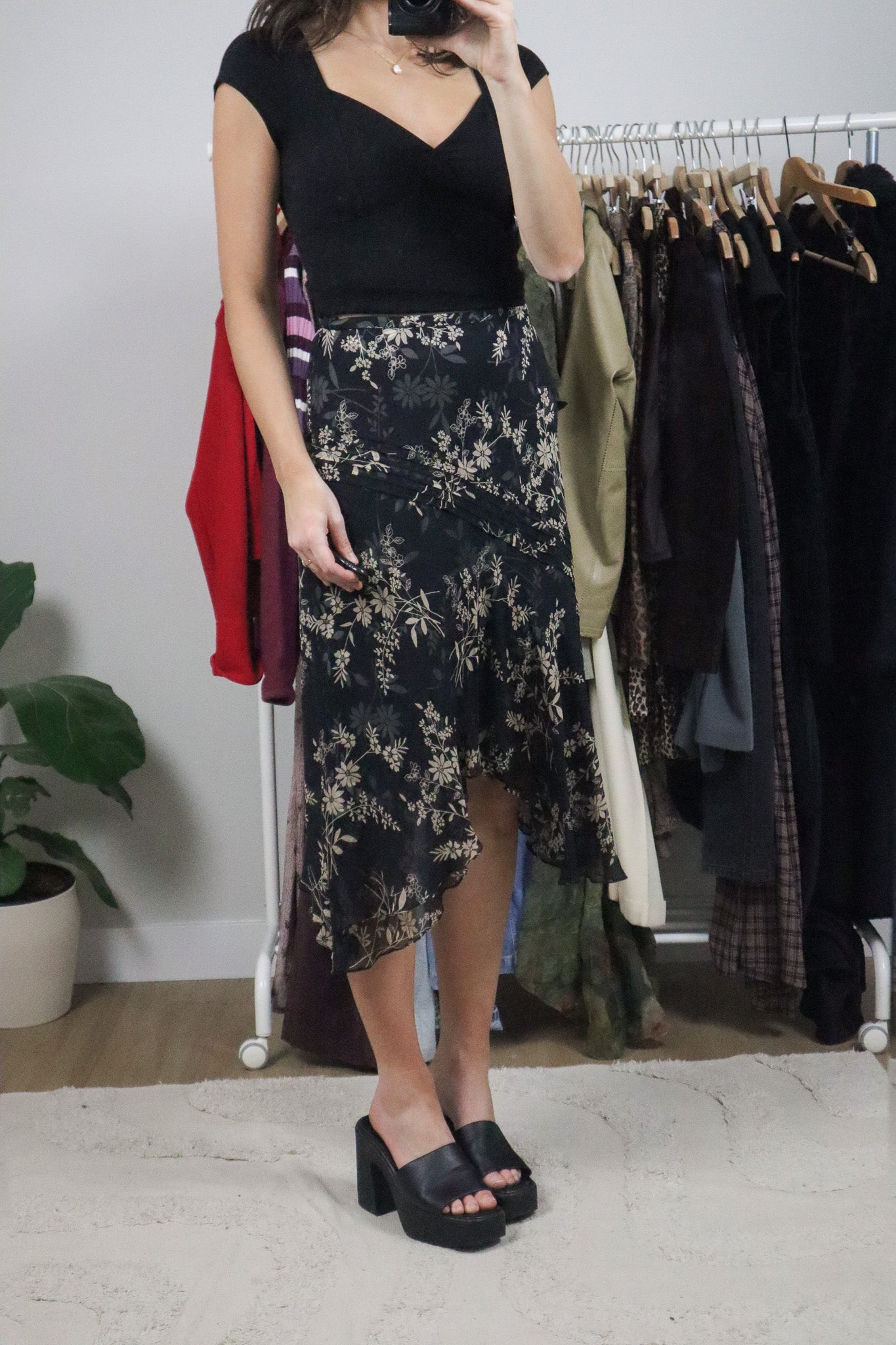 Vintage x Silk Floral Midi Skirt (4/6)