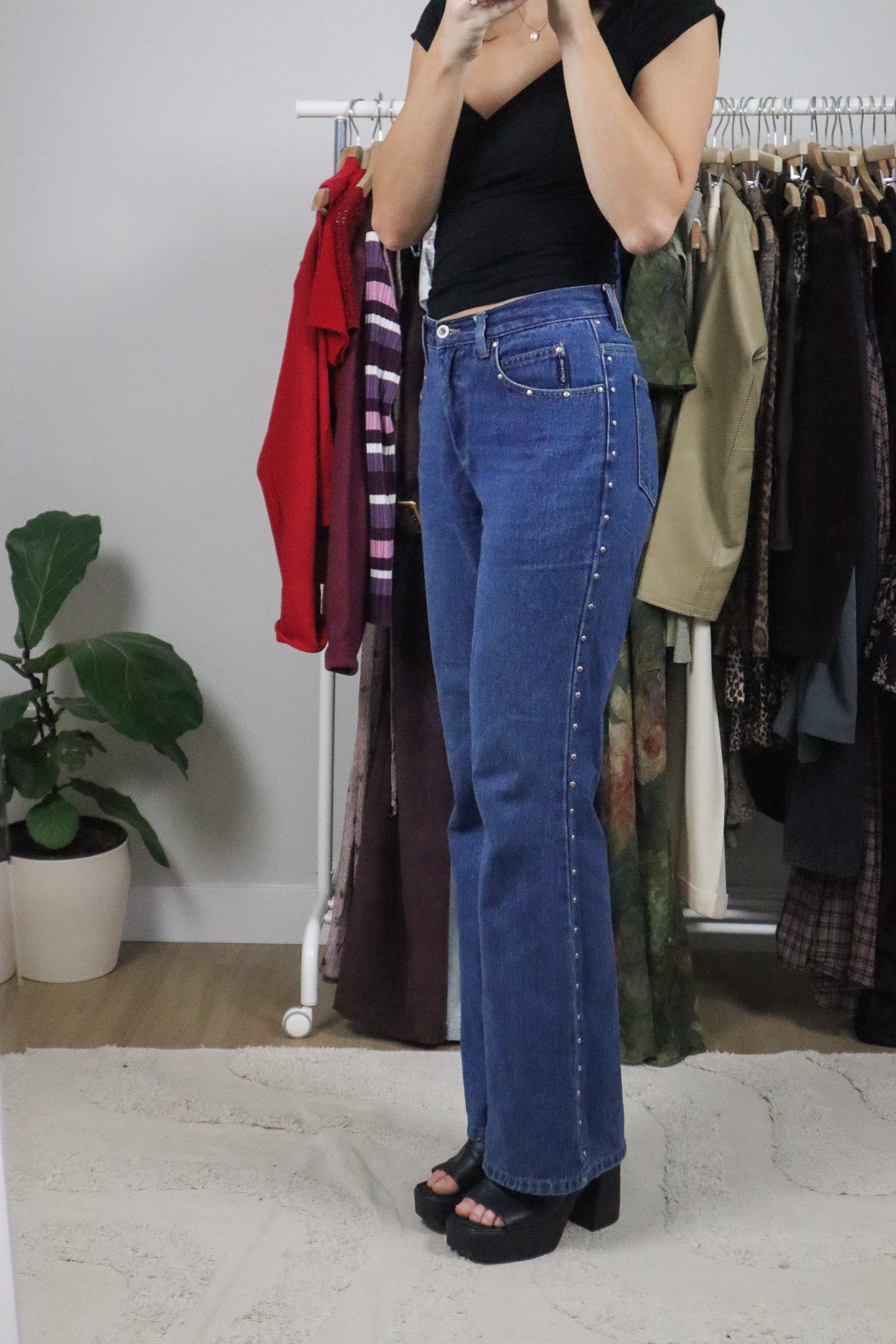 Vintage x Boot Cut Mid-Rise Studded Jeans (28/29)