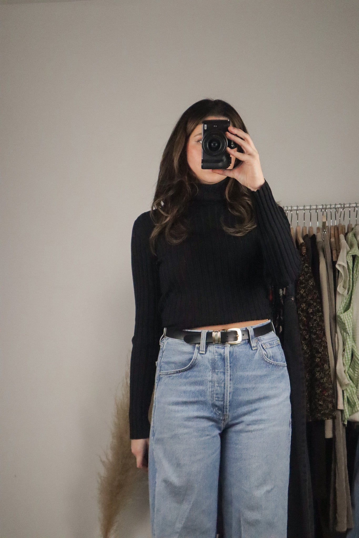 Vintage x Silk Blend Ribbed Turtleneck (S/M)