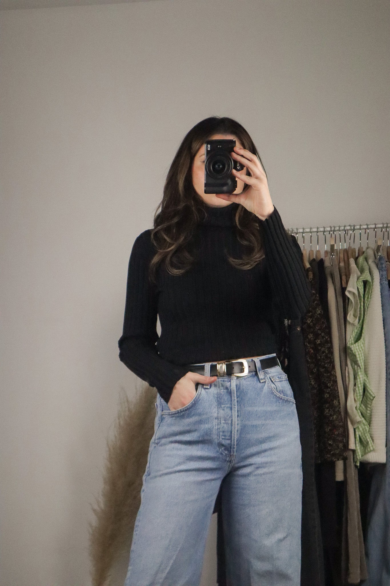 Vintage x Silk Blend Ribbed Turtleneck (S/M)
