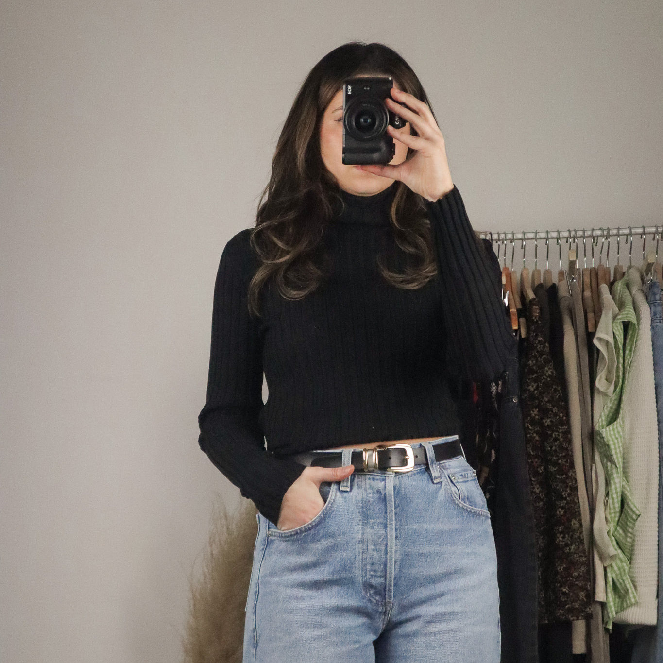 Vintage x Silk Blend Ribbed Turtleneck (S/M)
