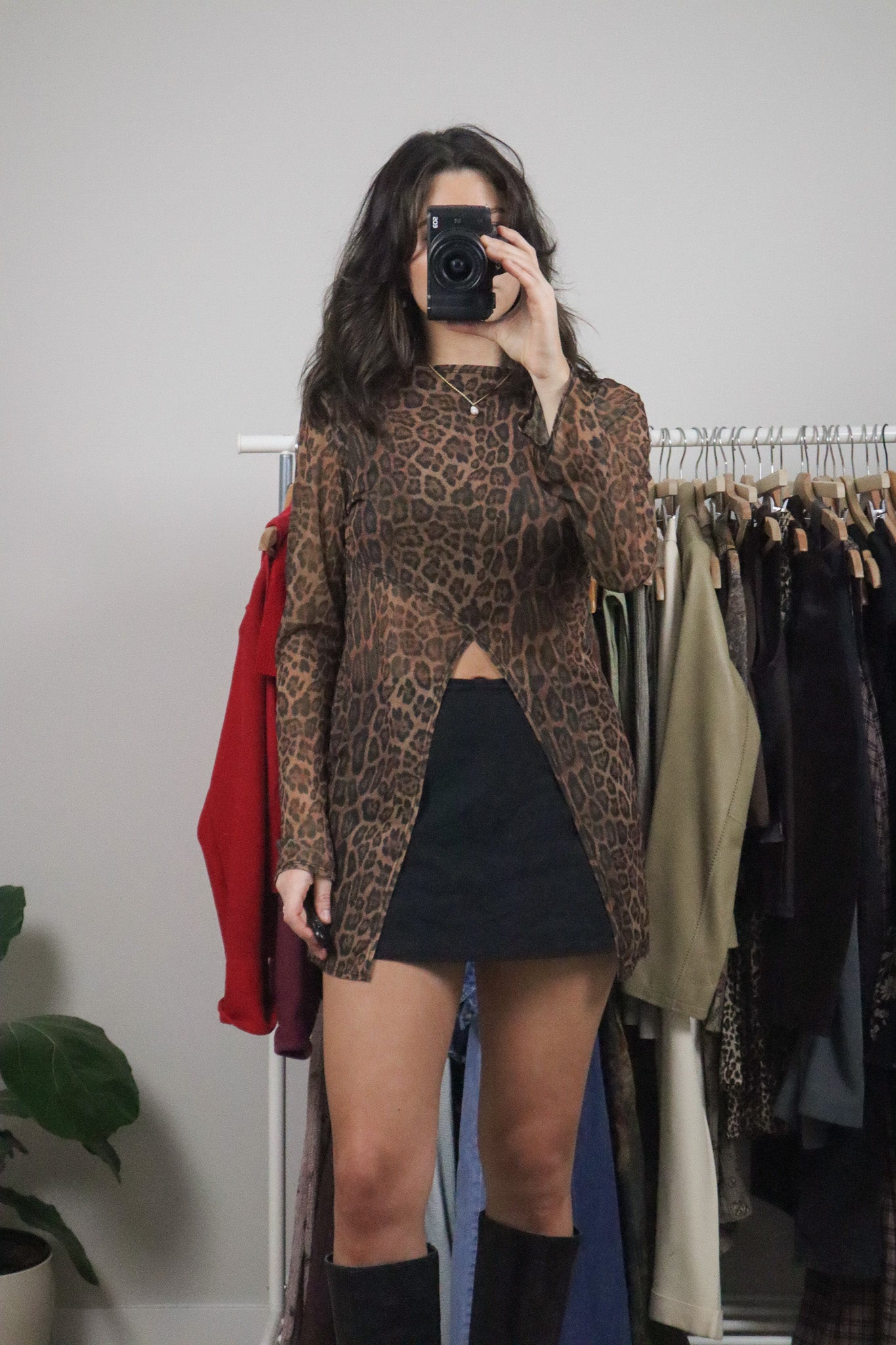 Made in USA x Vintage x Mesh Cheetah Long-Sleeve (M)