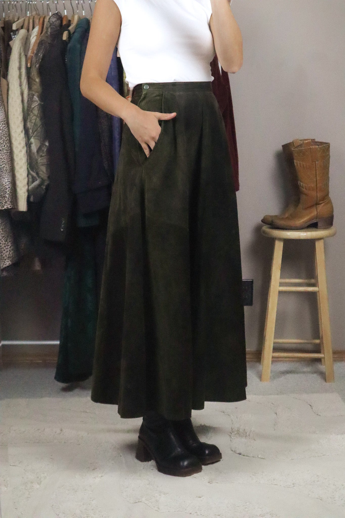 Vintage x Suede Skirt (XXS/XS)