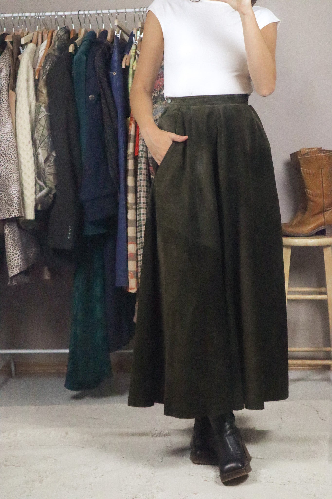 Vintage x Suede Skirt (XXS/XS)